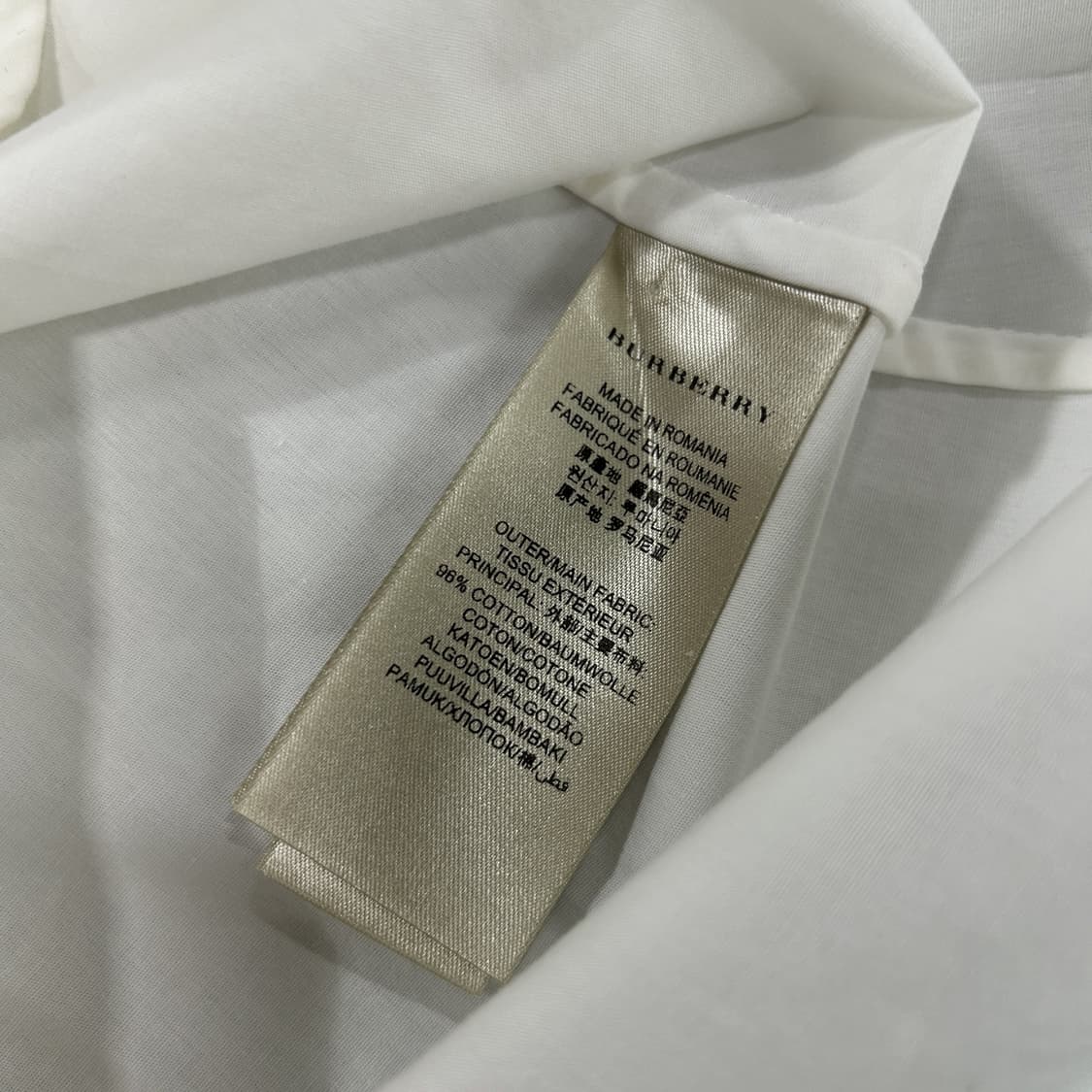 버버리 런던 화이트 셔츠 새상품 택 attached s 상품이미지4