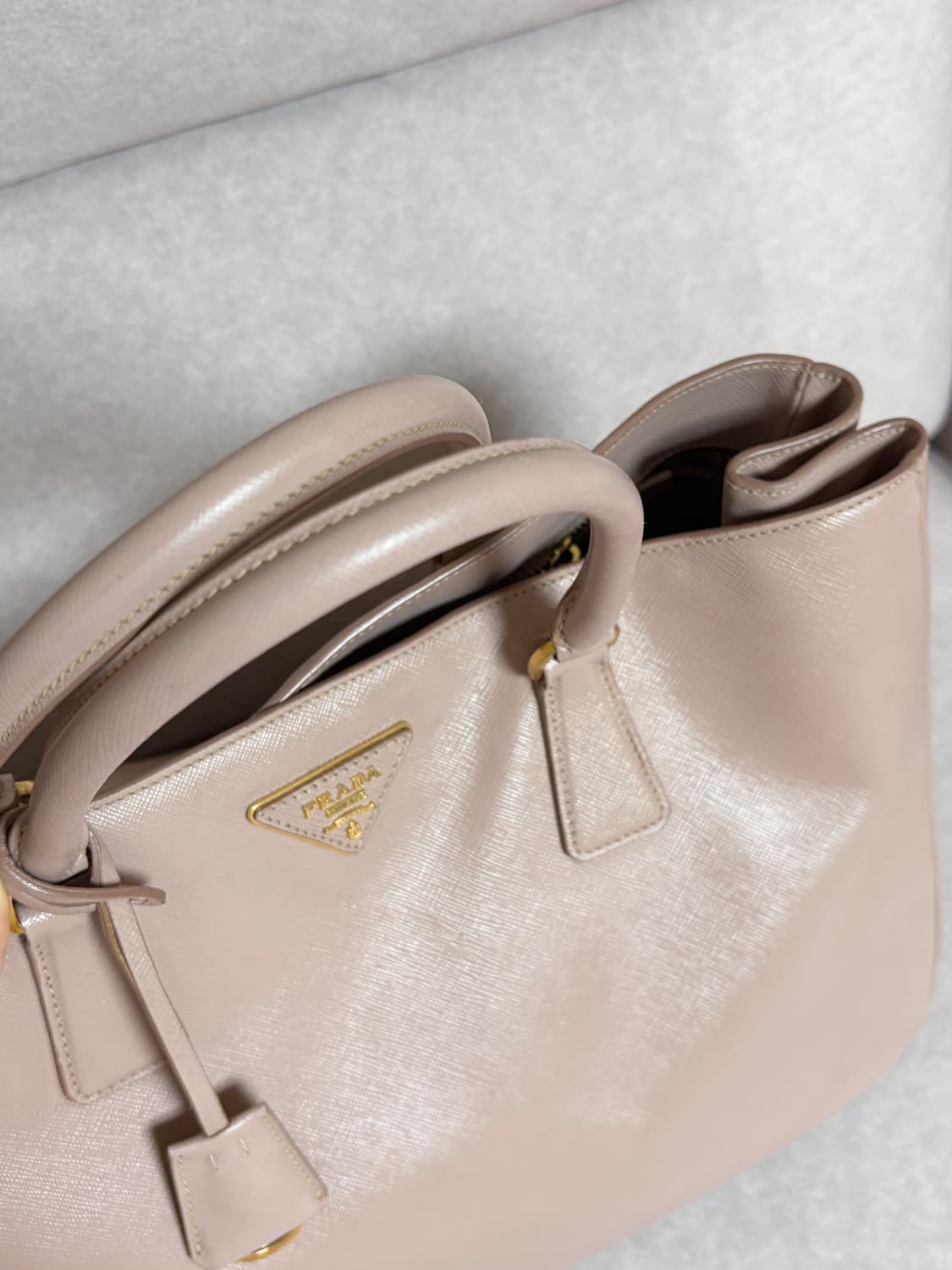 프라다 럭스 사피아노 토트백 인디핑크 상품이미지4