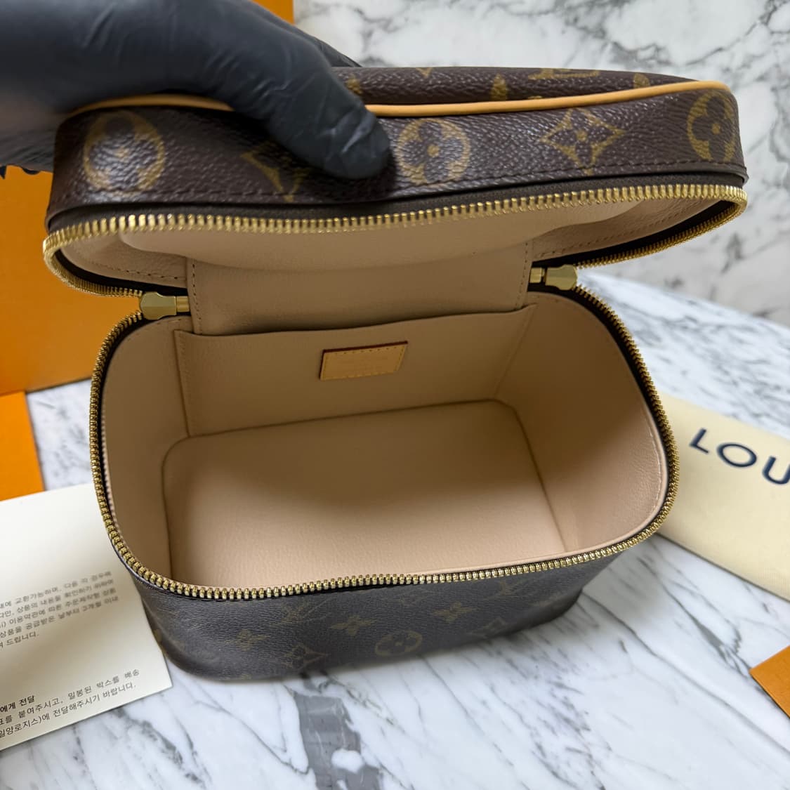 루이비통 모노그램 니스 미니 파우치 가방
 상품이미지8