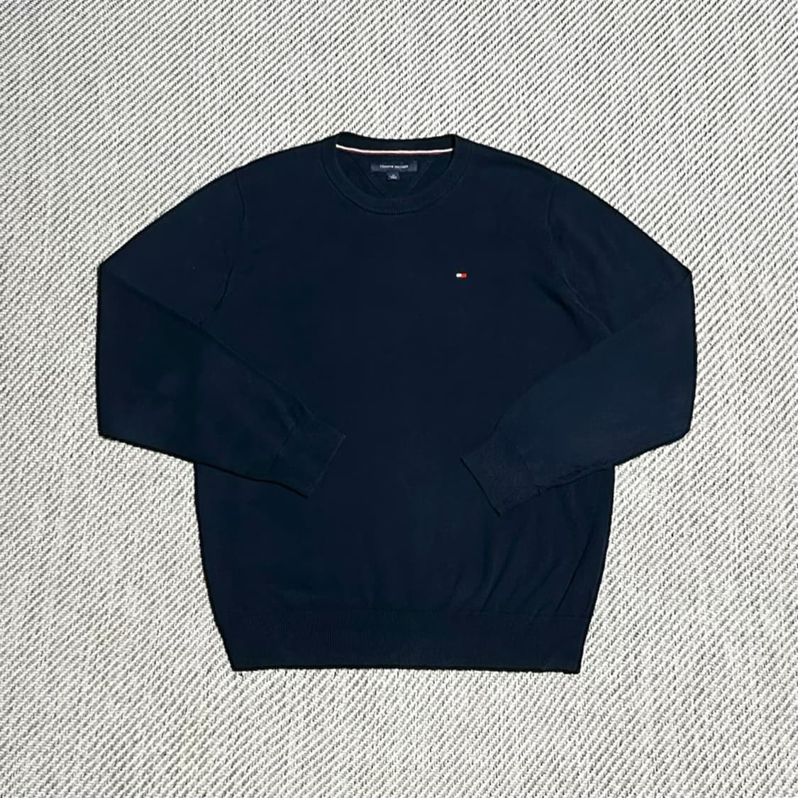 [M] Tommy 타미힐피거 네이비 코튼 라운드 니트 상품이미지1