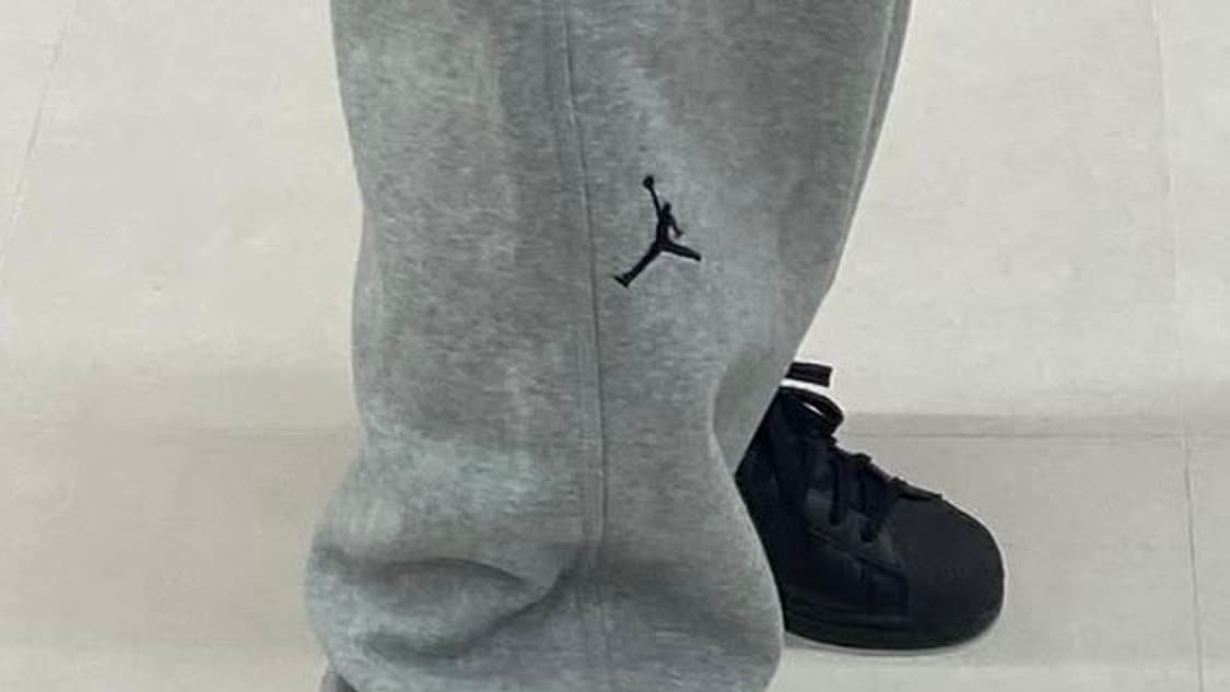 구해요)조던 언더로고 스웻팬츠 그레이 상품이미지1