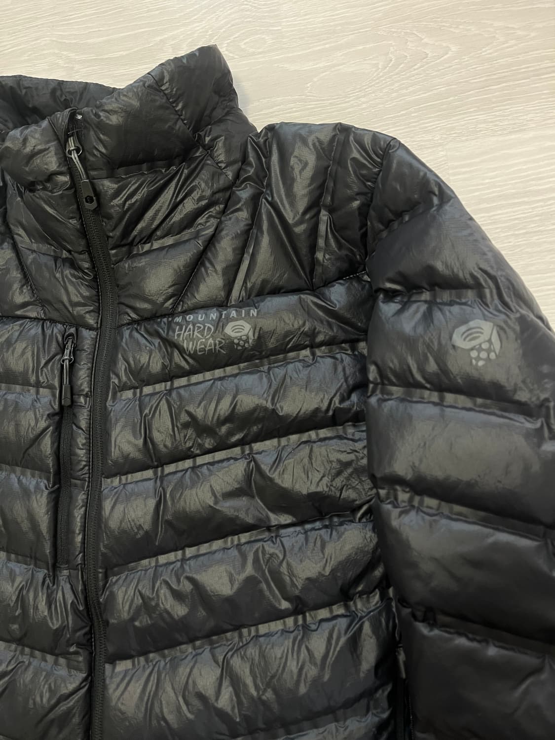 마운틴하드웨어 오리털 경량점퍼95 상품이미지2