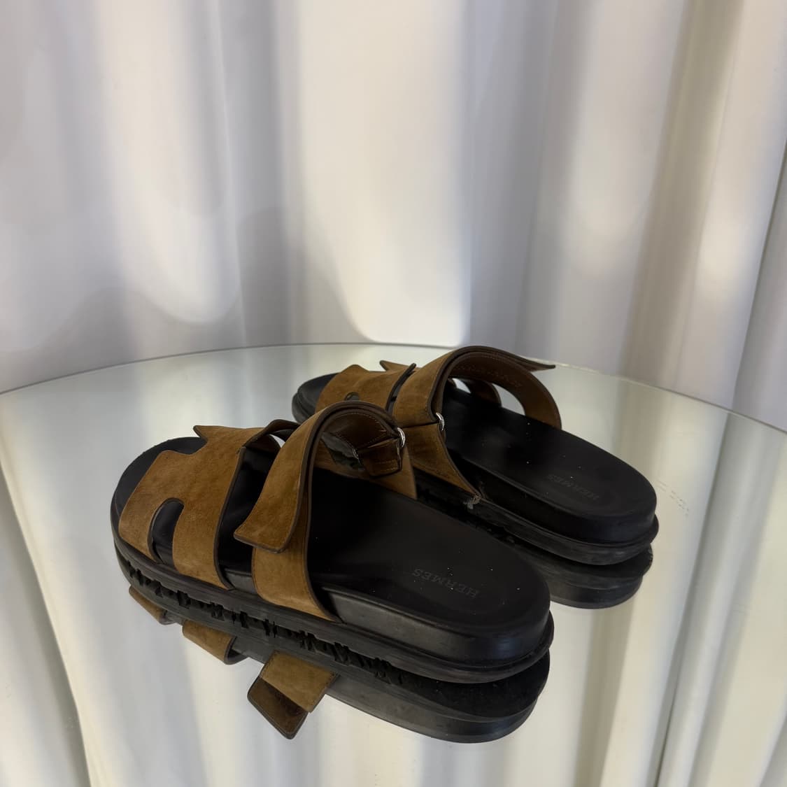 (42) 에르메스 시프레 스웨이드 샌들 슬리퍼  상품이미지2