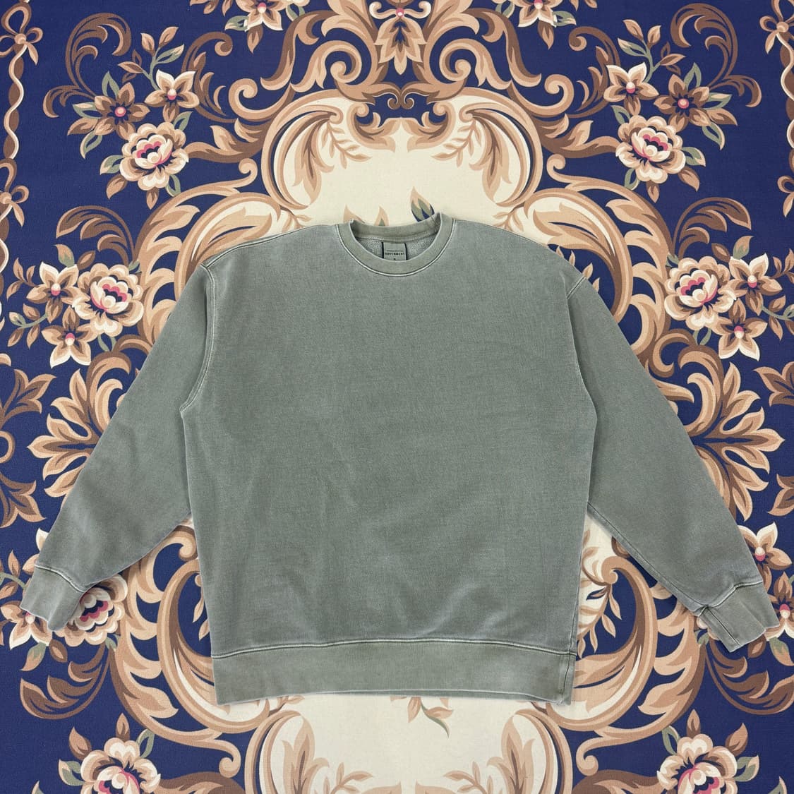 (XL)소버먼트 Soverment 피그먼트 맨투맨(카키) 상품이미지1