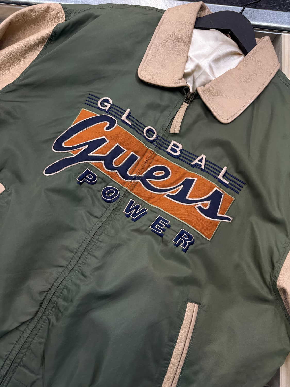 게스 90‘s PVC 레더 나일론 마원 상품이미지4