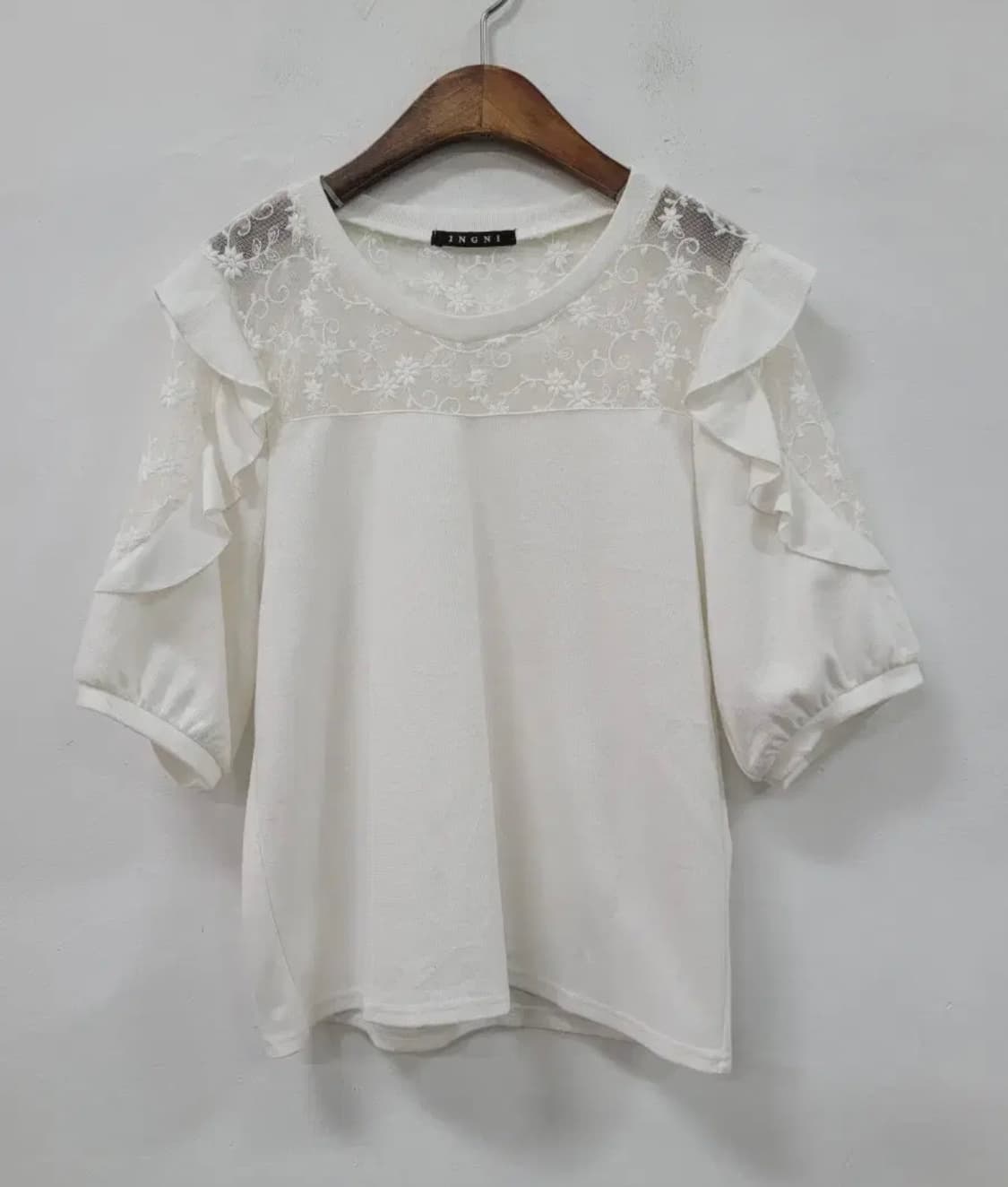 ingni 잉그니 프릴 레이스 반팔 블라우스 /스나계양산형양지뢰히메갸루 상품이미지1