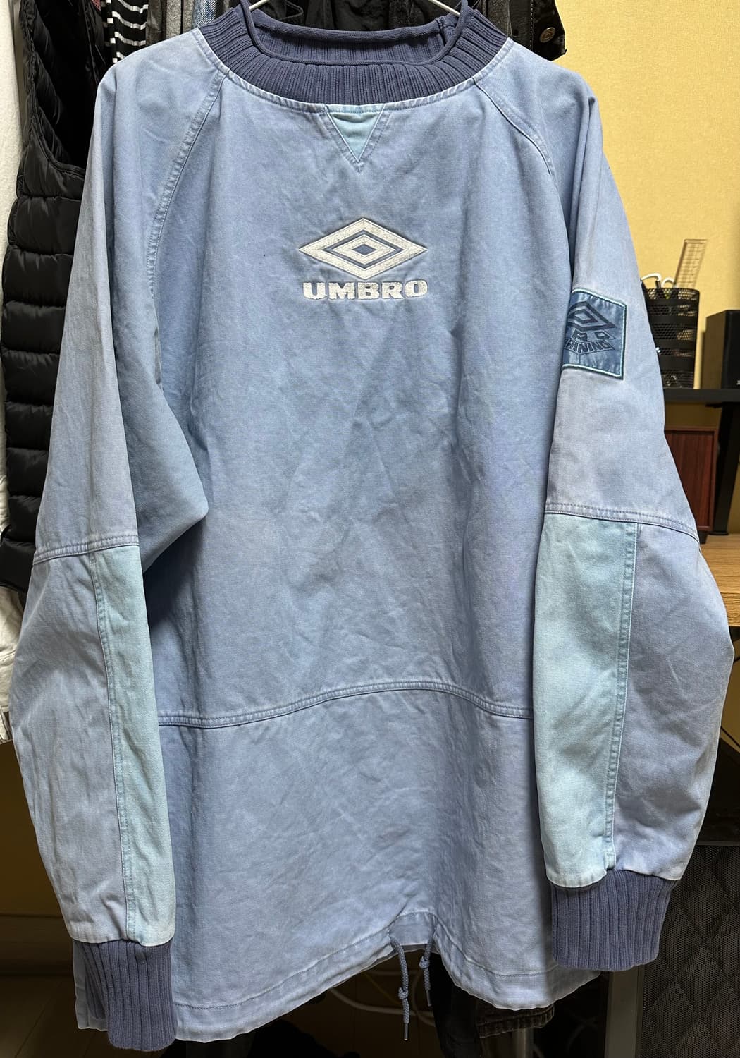 엄브로 드릴탑 오아시스 리암 갤러거 복각 상품이미지2