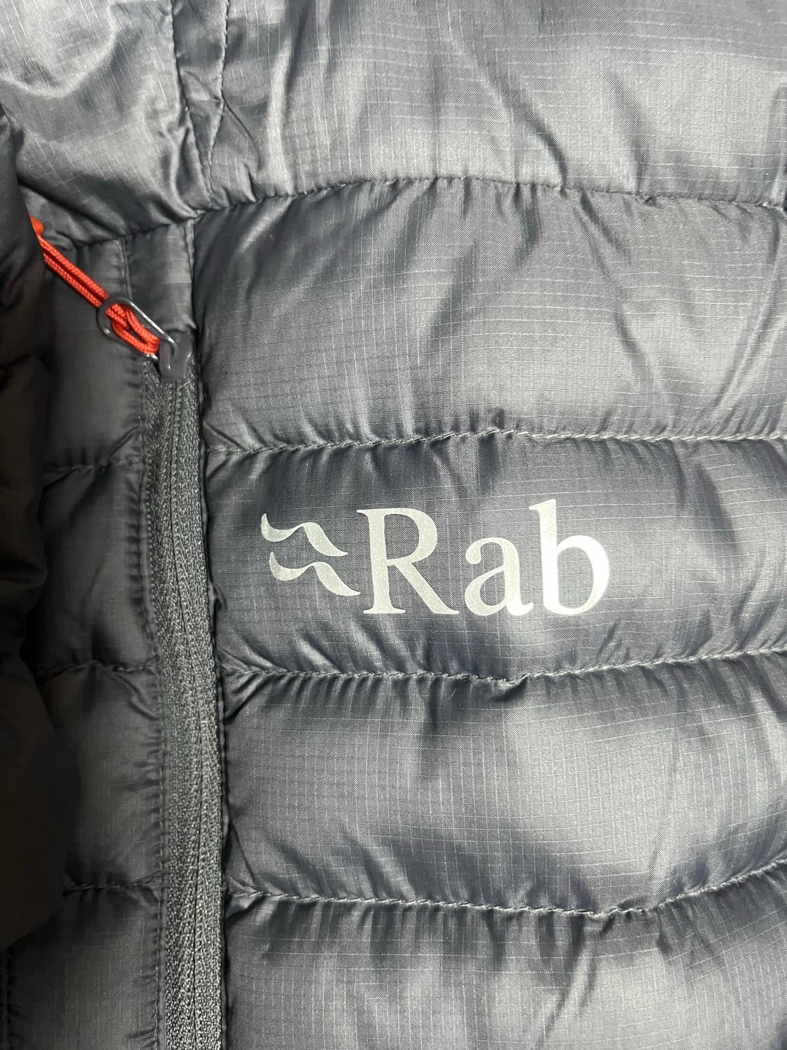 랩 마이크로라이트 알파인 경량패딩  상품이미지2