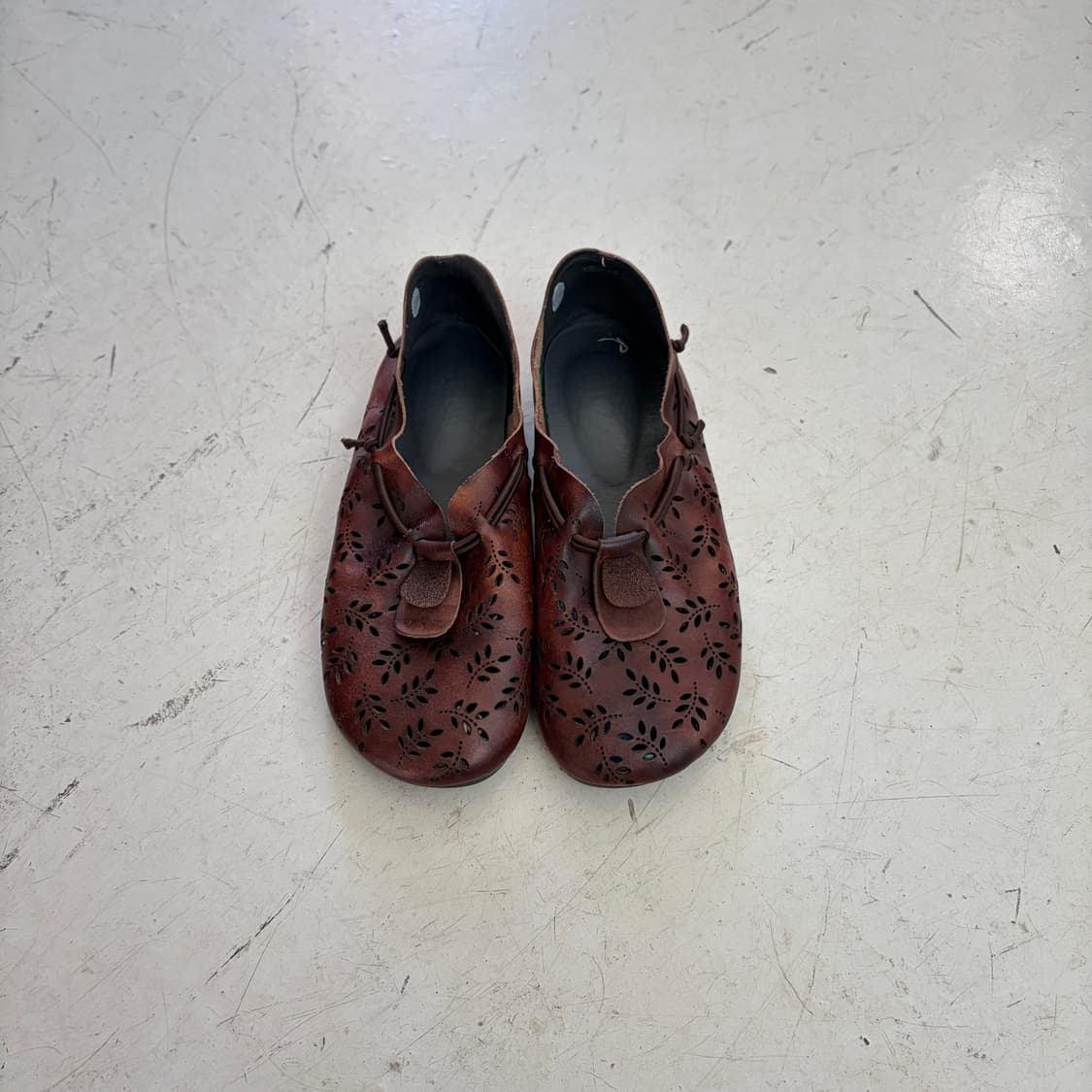 모리 빈티지 플라워 플랫슈즈 245 상품이미지1