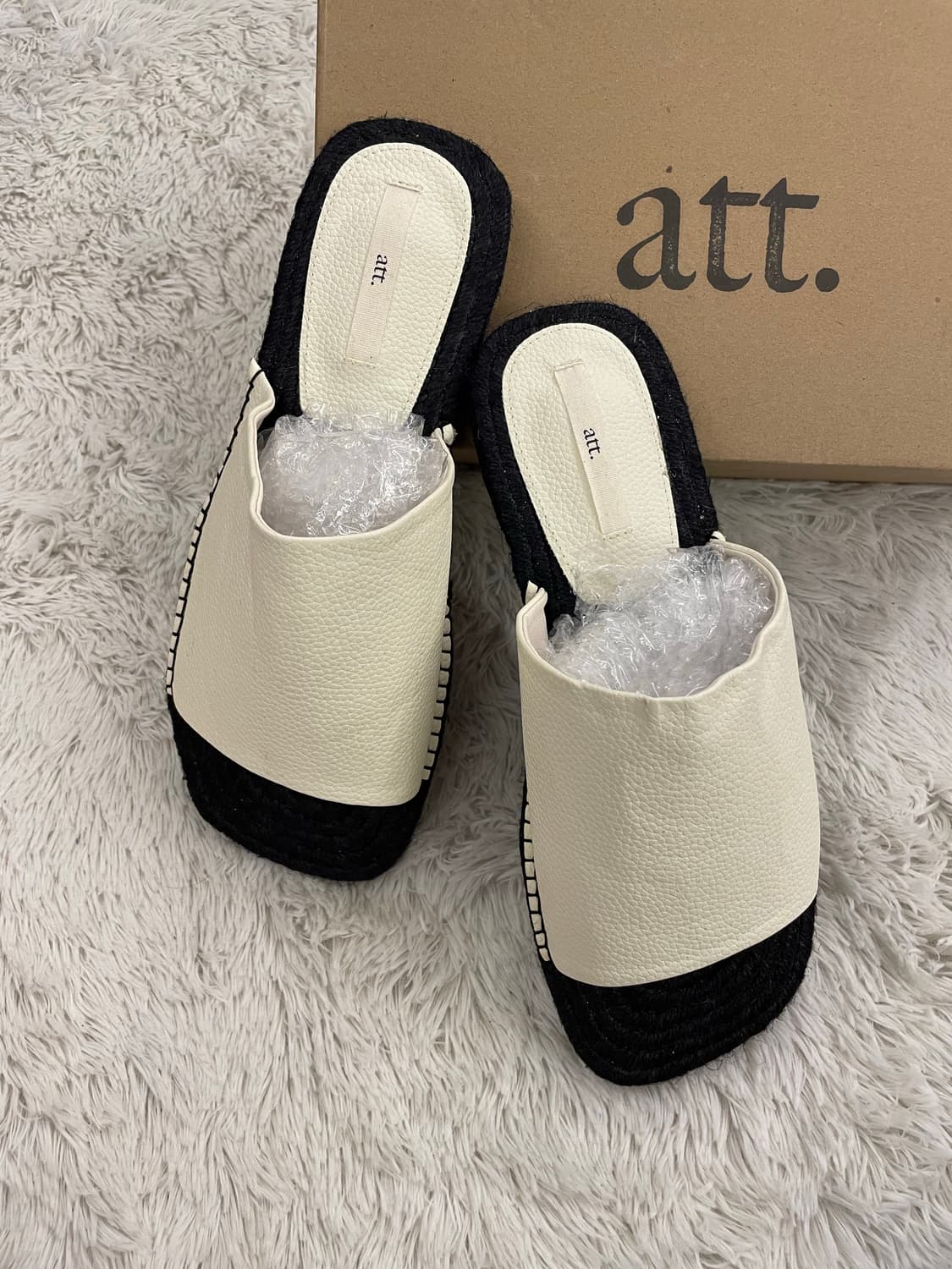 att. 어텀 뮬 슬리퍼 255 새상품 상품이미지2