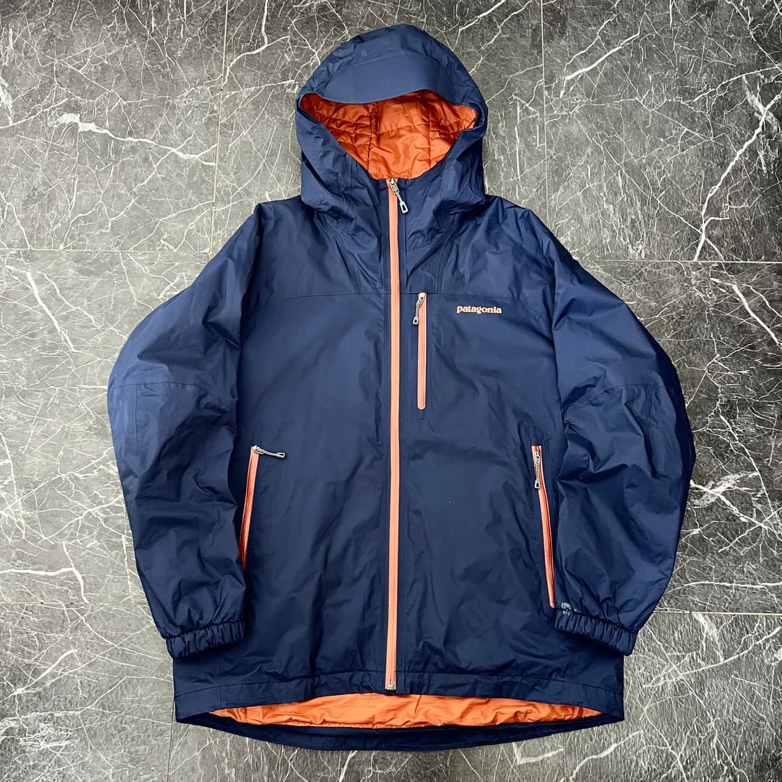 파타고니아 인슐레이티드 토렌쉘 후드 자켓 상품이미지1
