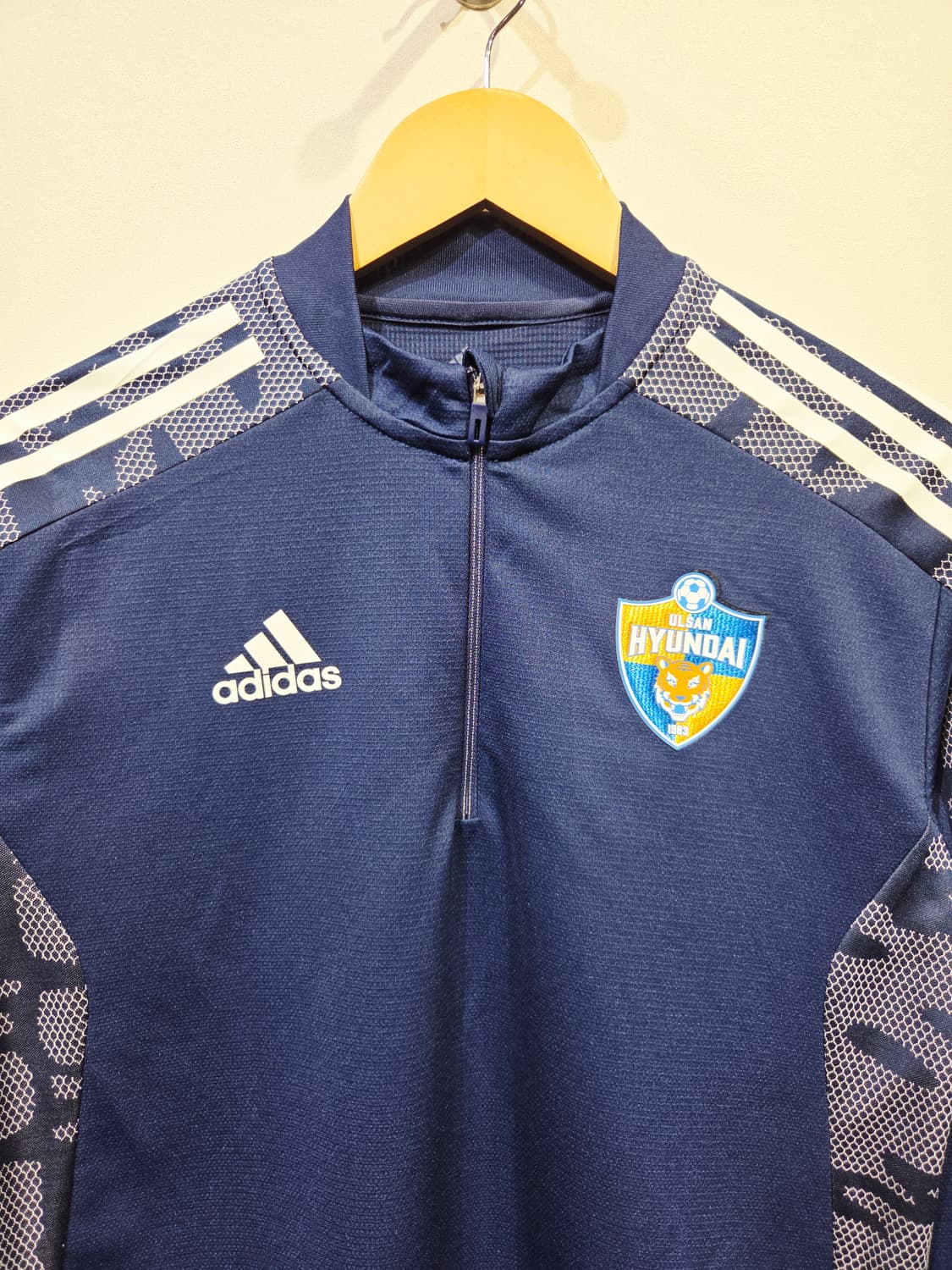 아디다스 울산 현대 CON21 트레이닝 탑 하프집업 상품이미지2