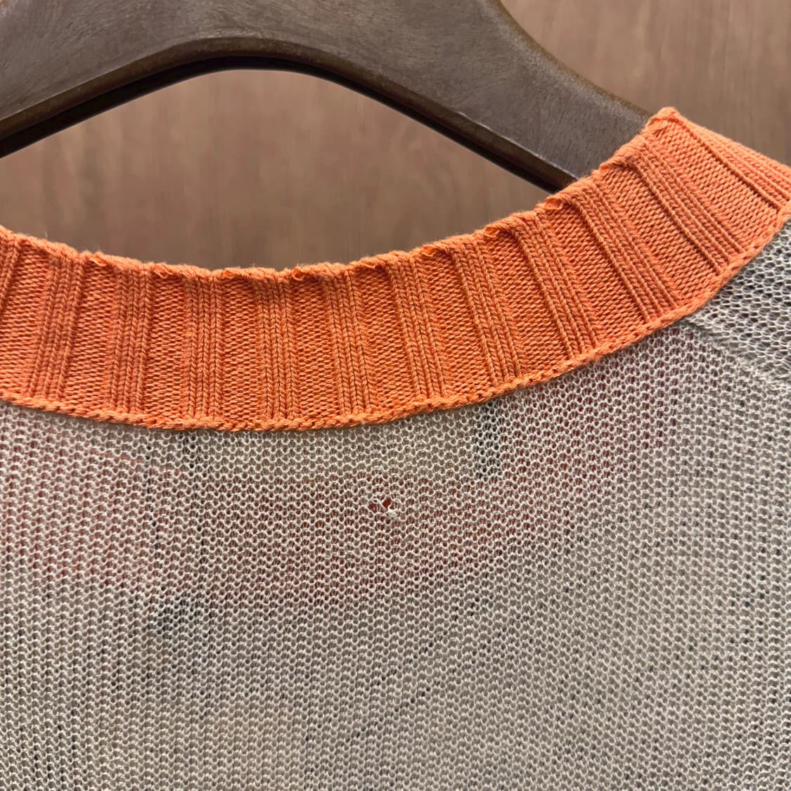 마르니 라운드넥 반팔 니트 프론트 그래픽 아트워크 패턴 디테일 베이지 상품이미지8