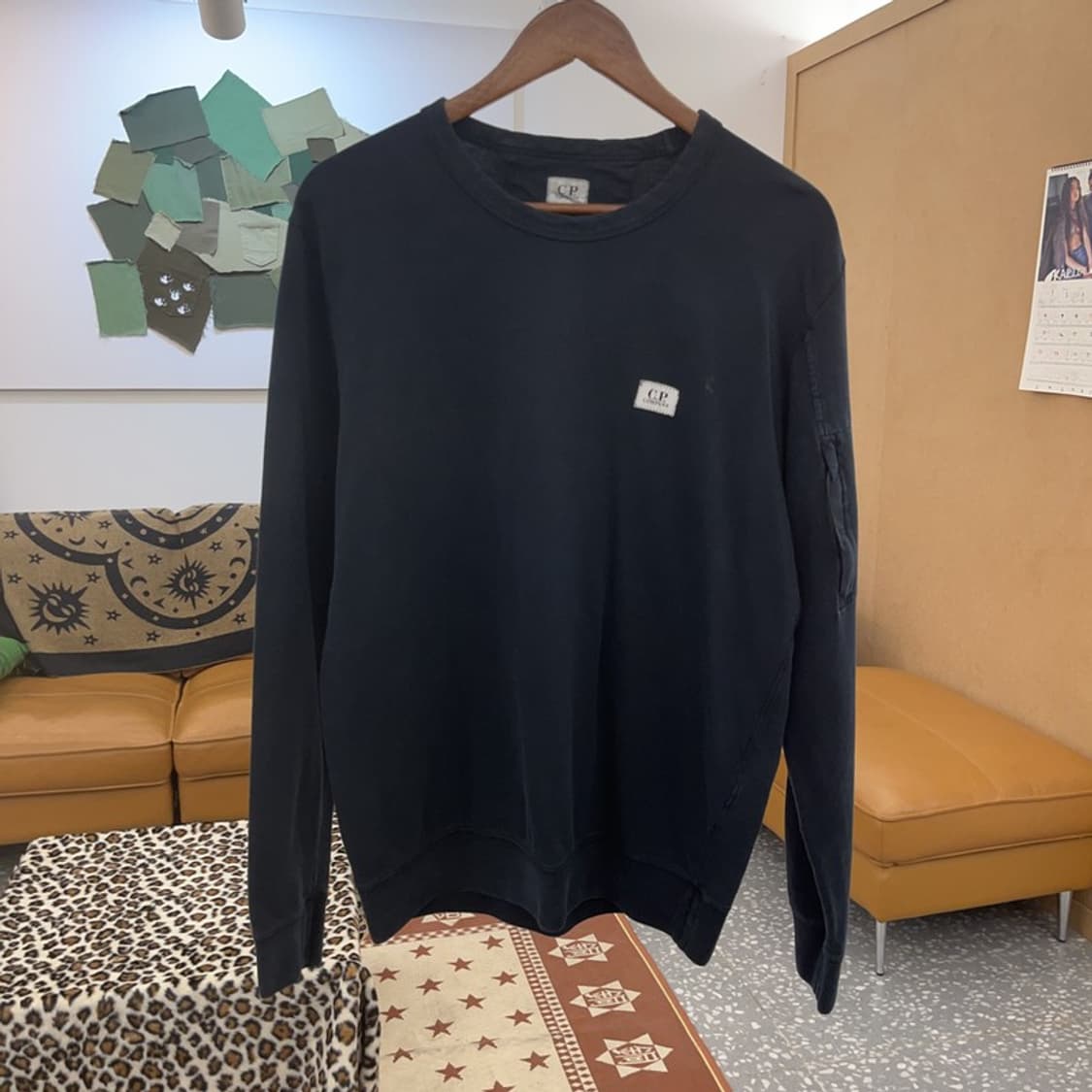 씨피컴퍼니 빈티지 모던 시크 미니로고 롱슬리브 맨투맨 L C09579 상품이미지3