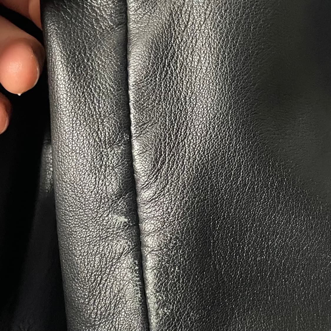 아르마니 익스체인지 우먼스 크롭 봄버 레더자켓 (on.491)  - 상품이미지7