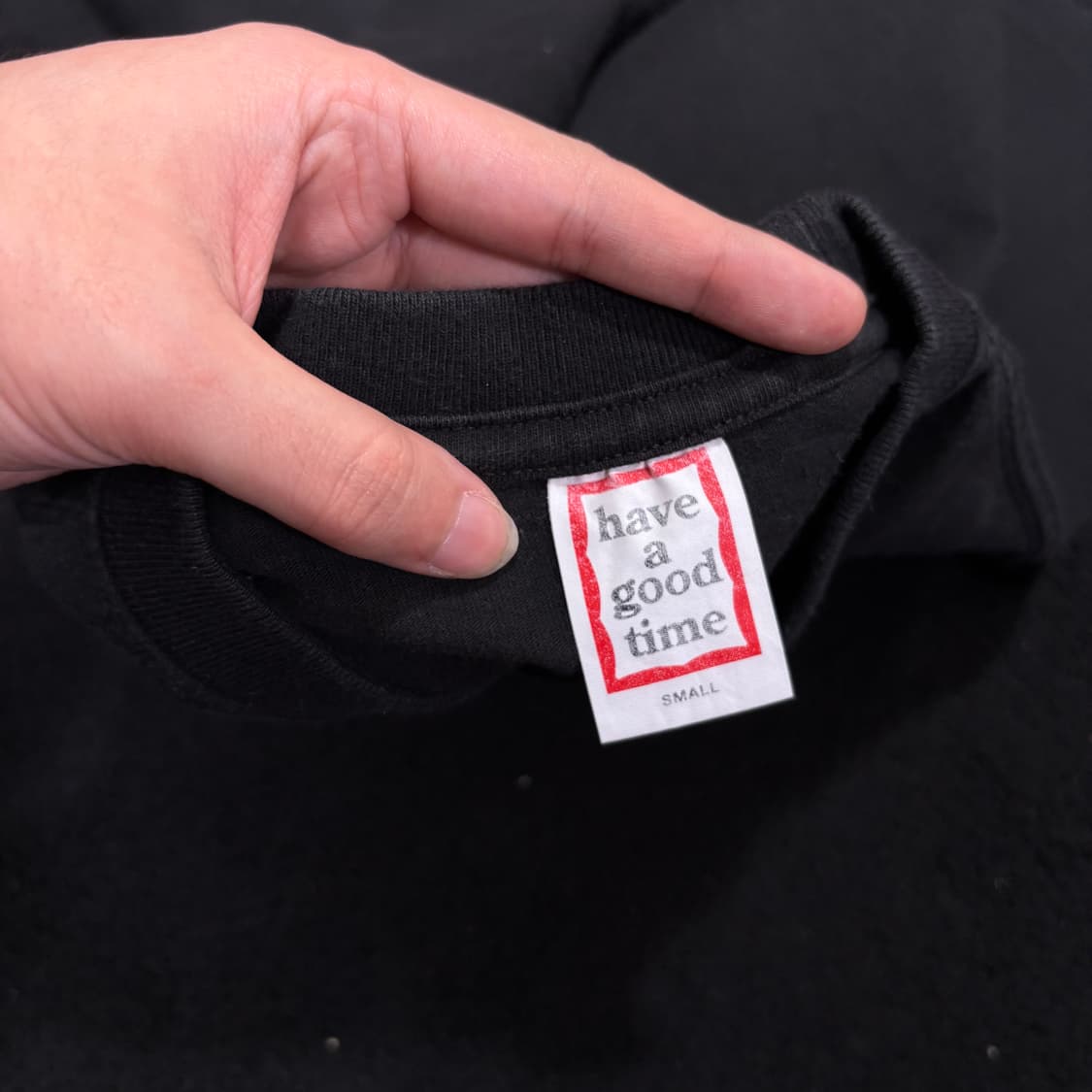 S 헤브어굿타임 블랙 빅로고 반팔티 상품이미지3
