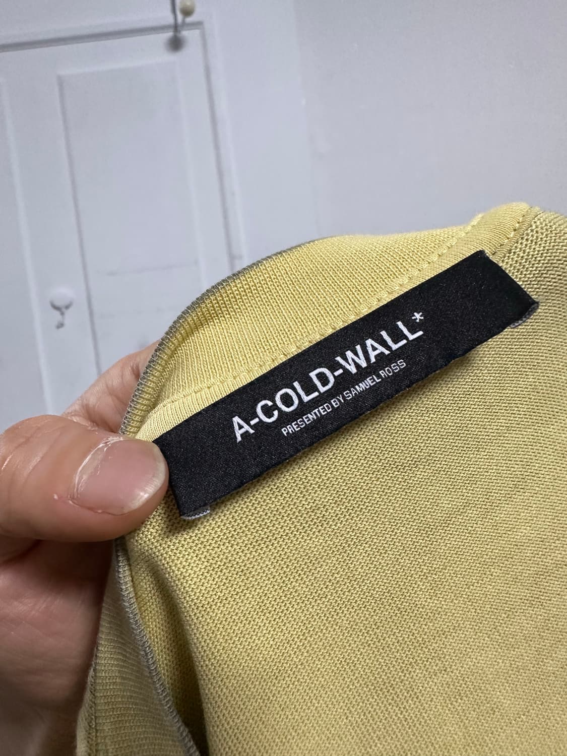 어콜드월 그래디언트 반팔티 상품이미지3