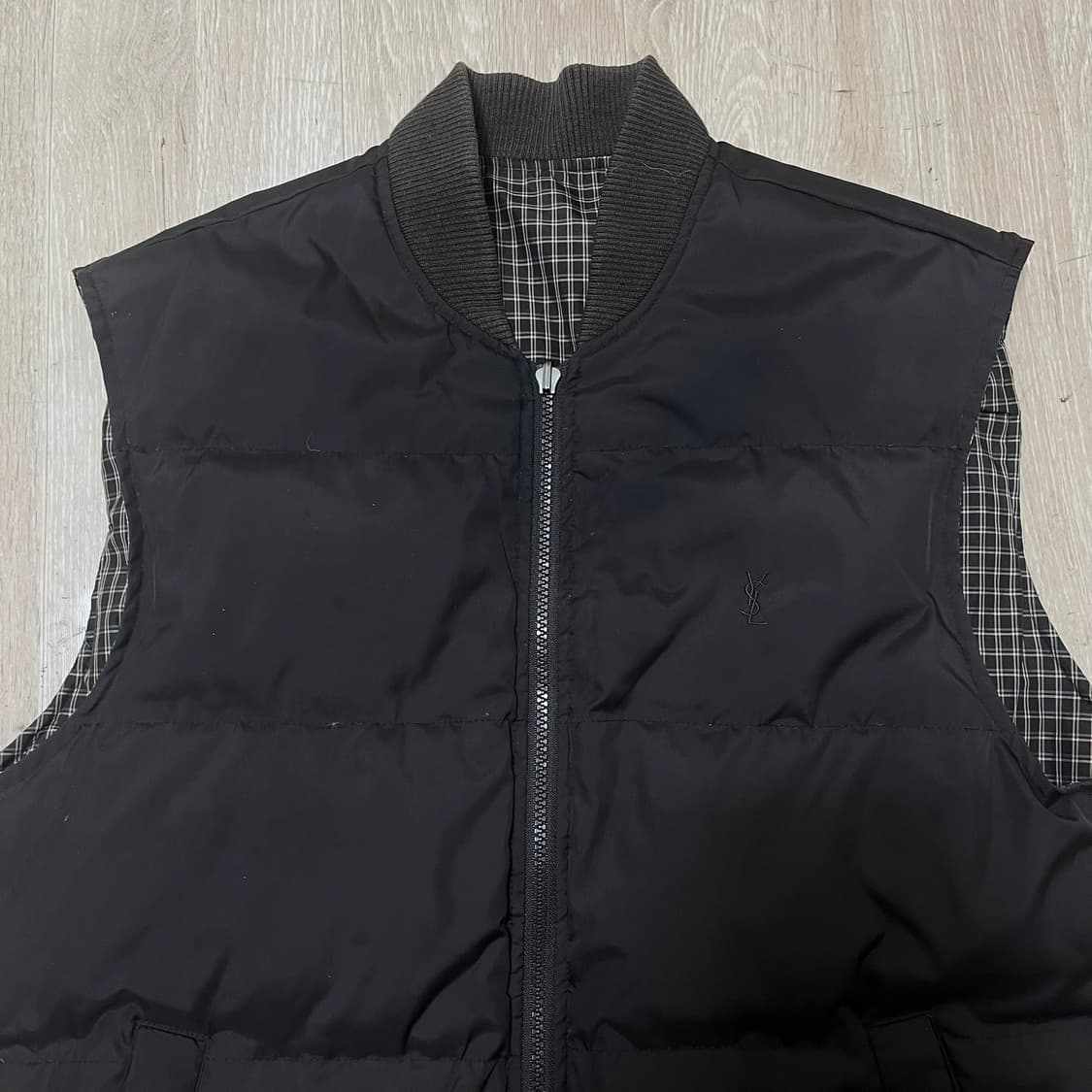 입생로랑 구스다운 리버시블 체크 패딩조끼 M/95  상품이미지5