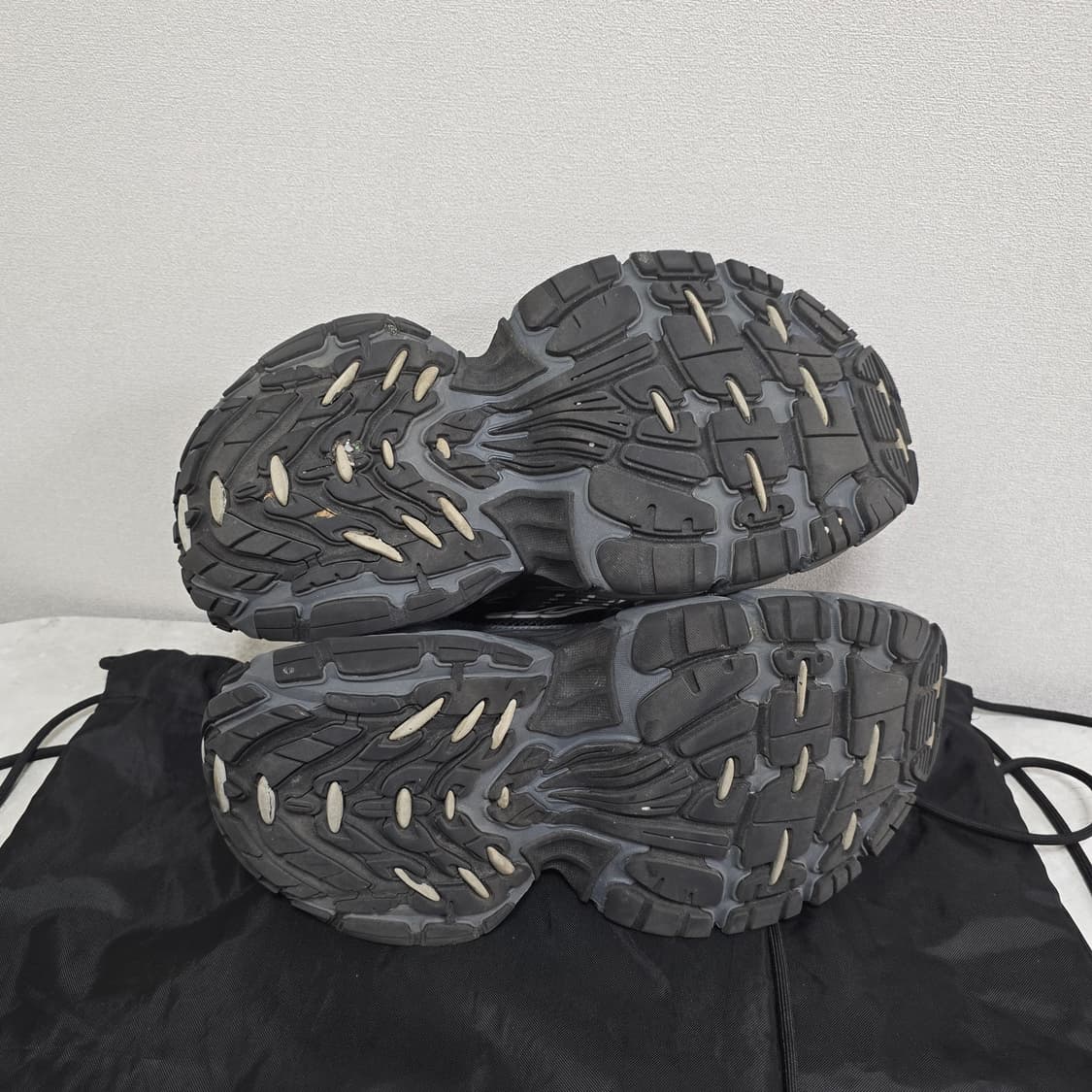 발렌시아가 6xl 스니커즈 44사이즈 판매 상품이미지8