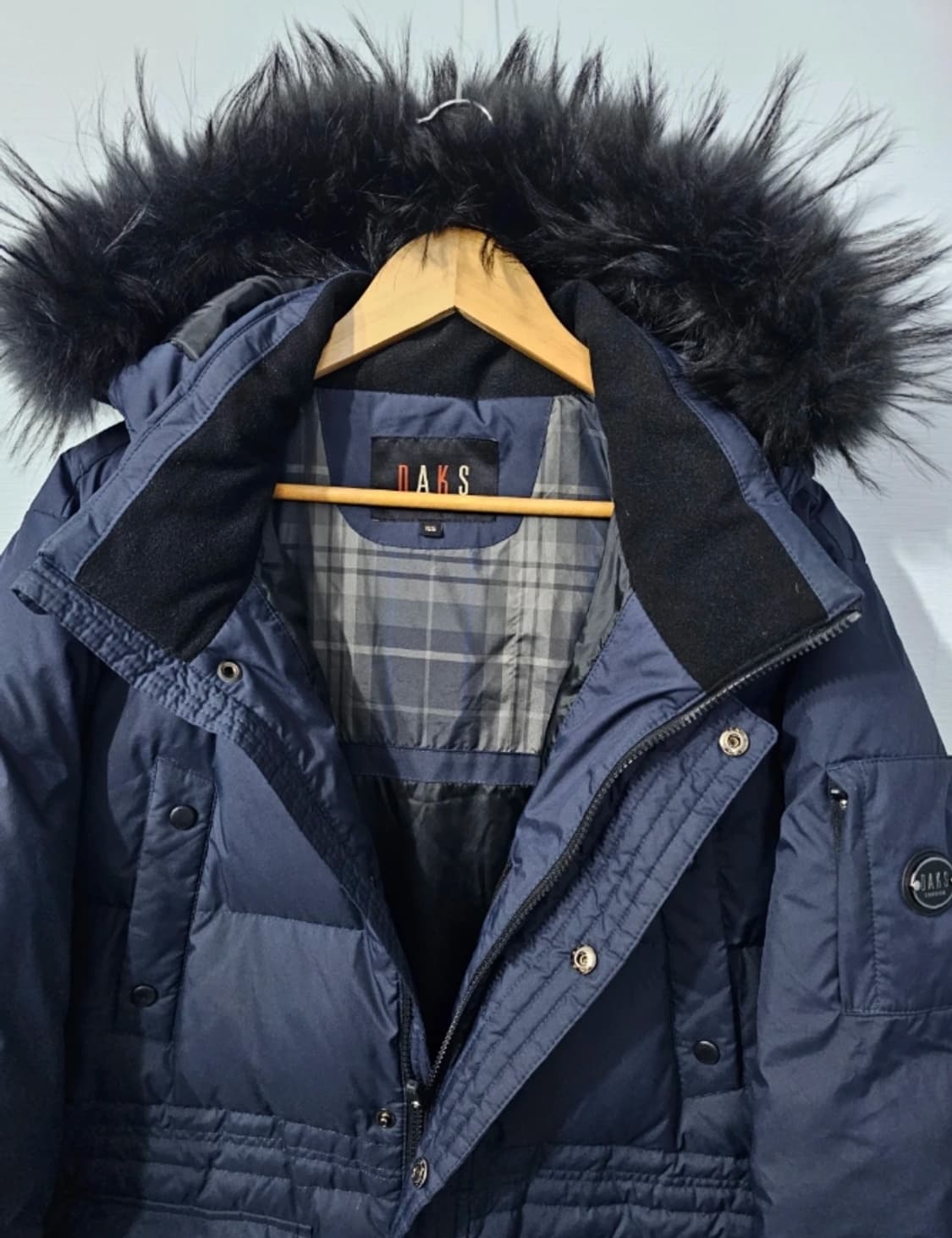 닥스 남성 라쿤털 패딩 네이비 105 상품이미지4