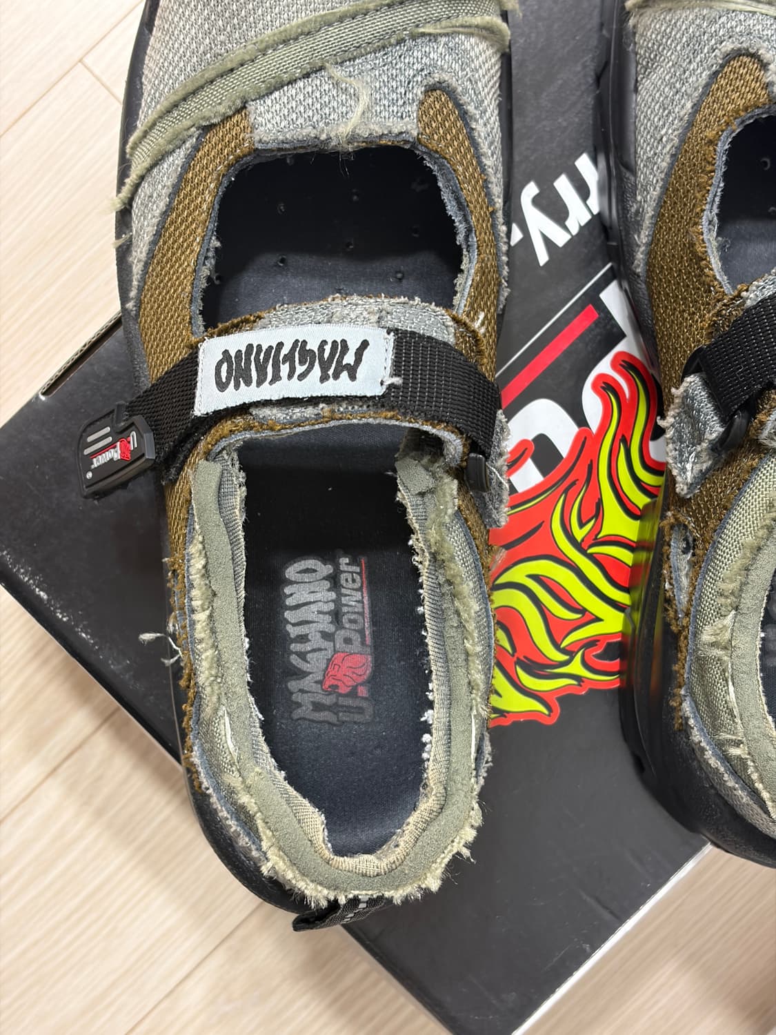 MAGLIANO × U-POWER Scandy 42 사이즈 상품이미지6