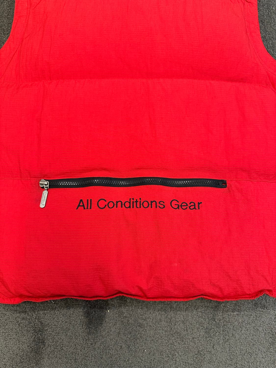 나이키 ACG 오리털 패딩 조끼 M 상품이미지6