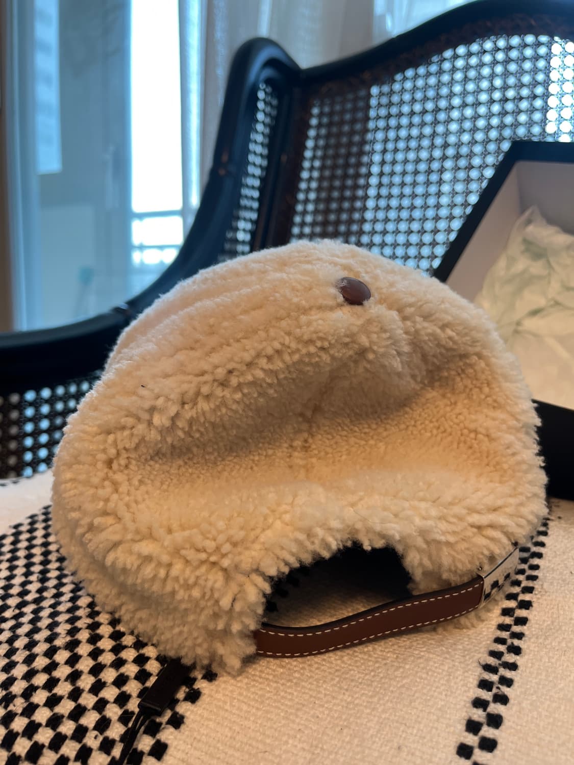 버버리 양털 모자 상품이미지3