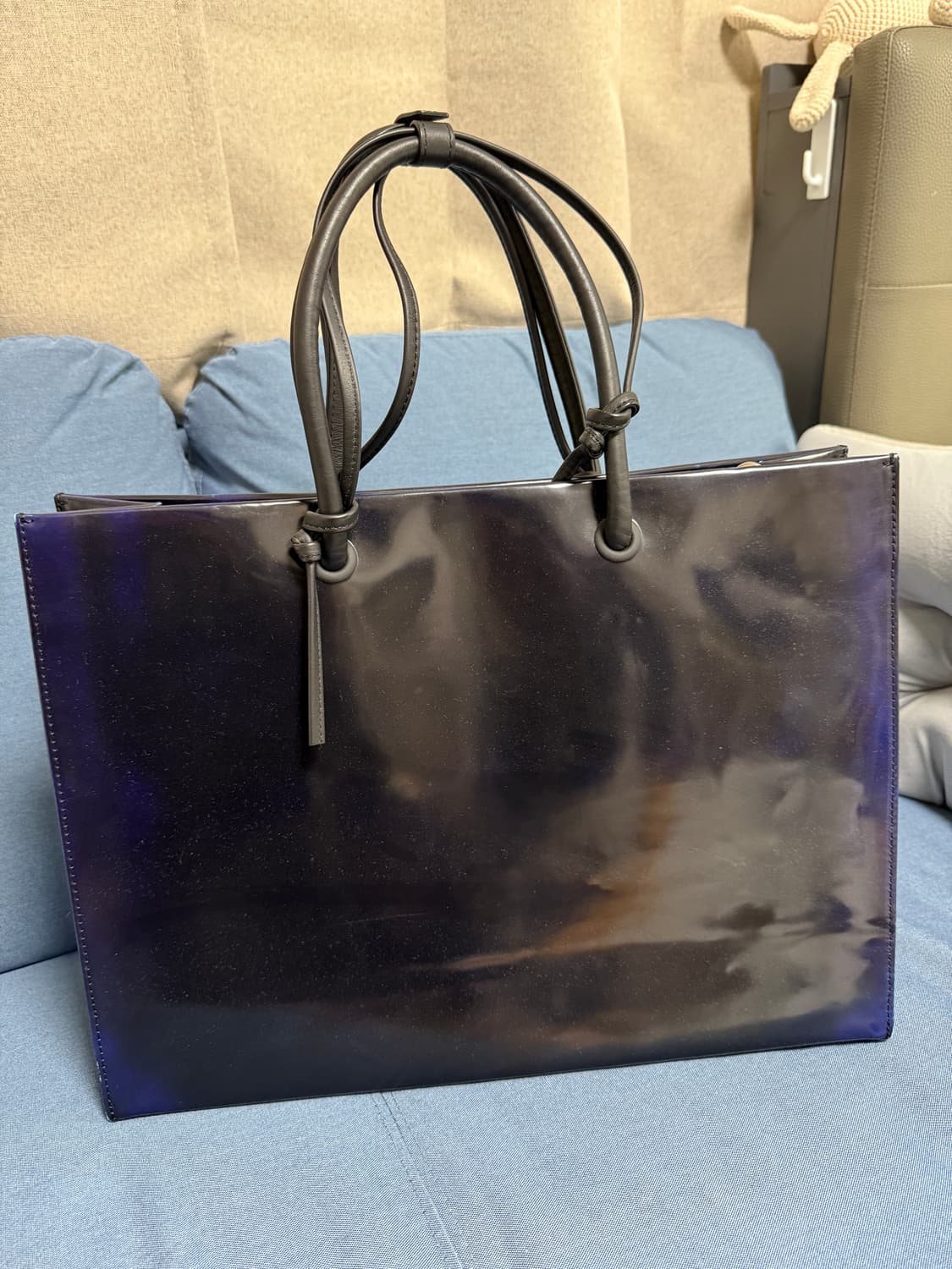 아더에러 wide burnid shopper bag 상품이미지1
