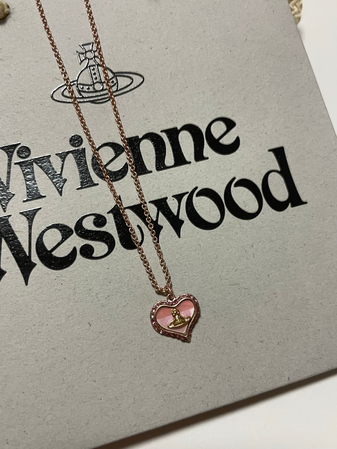 비비안웨스트우드 페트라목걸이 핑크골드 상품이미지1