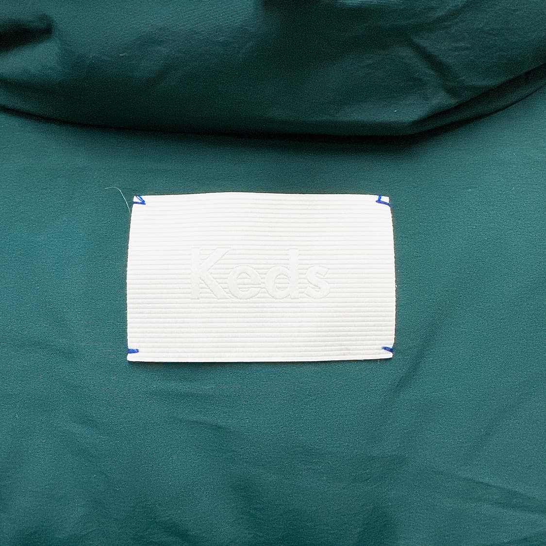 케즈 남녀공용 딥그린 덕다운 패딩 점퍼

 상품이미지4