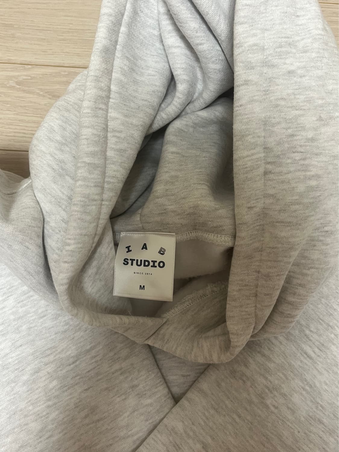 아이앱 후드티 상품이미지3