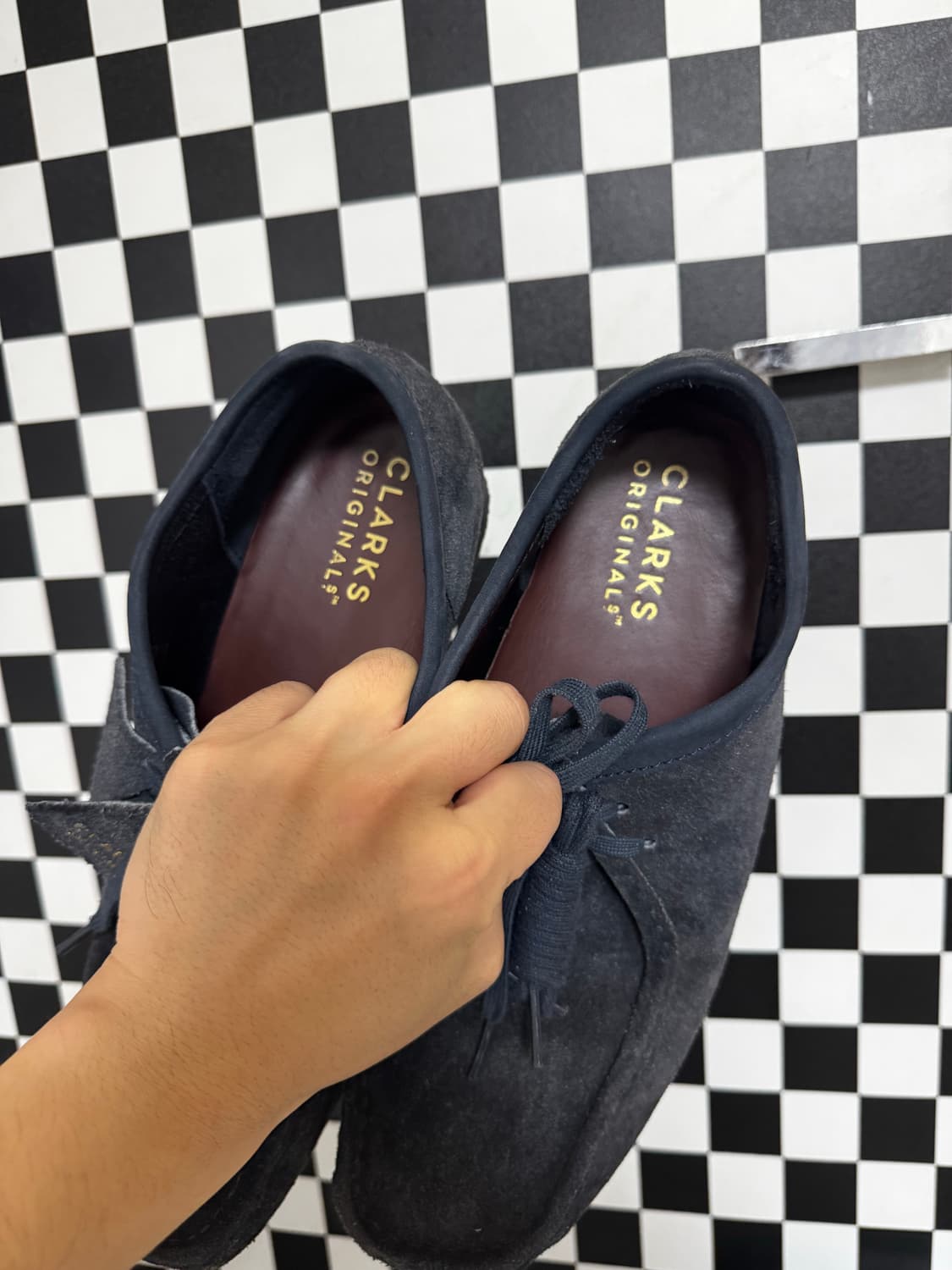 [290] 클락스 왈라비 네이비 잉크 스웨이드 남성 슈즈 상품이미지2