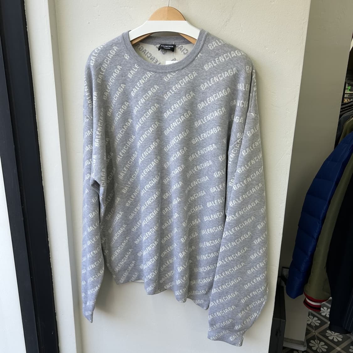 15985 - 발렌시아가 미니 올오버 로고 니트 상품이미지2