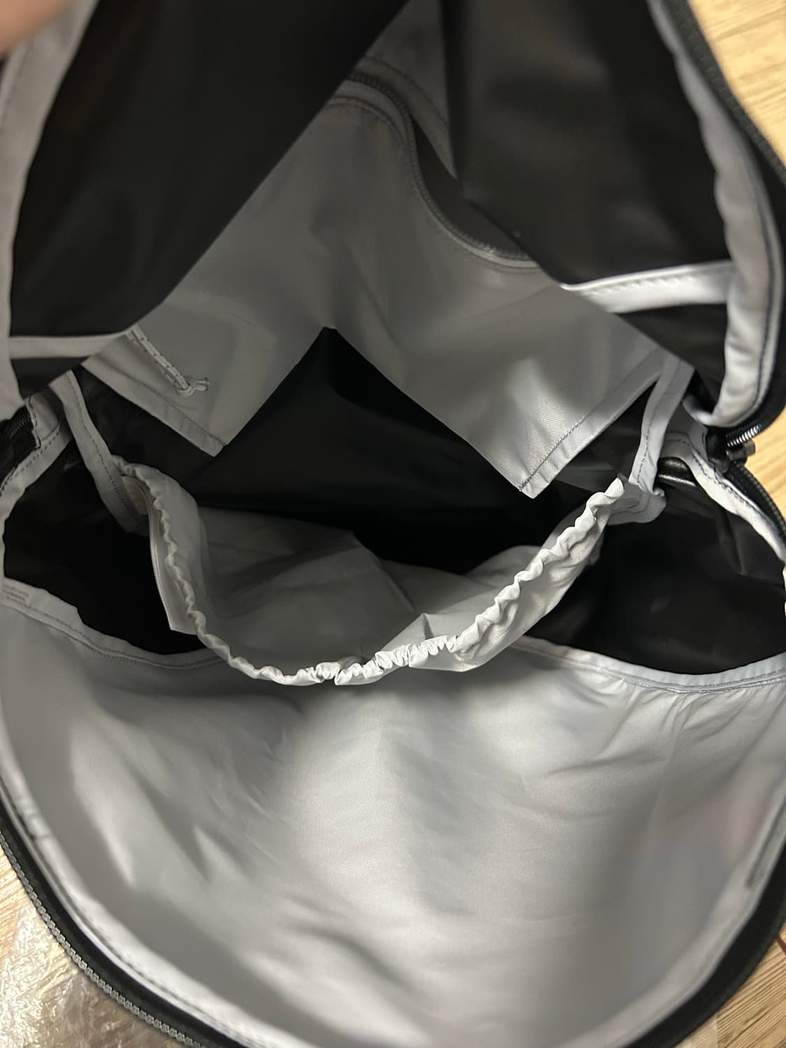 아크테릭스 헬리아드 15 백팩 블랙 상품이미지9