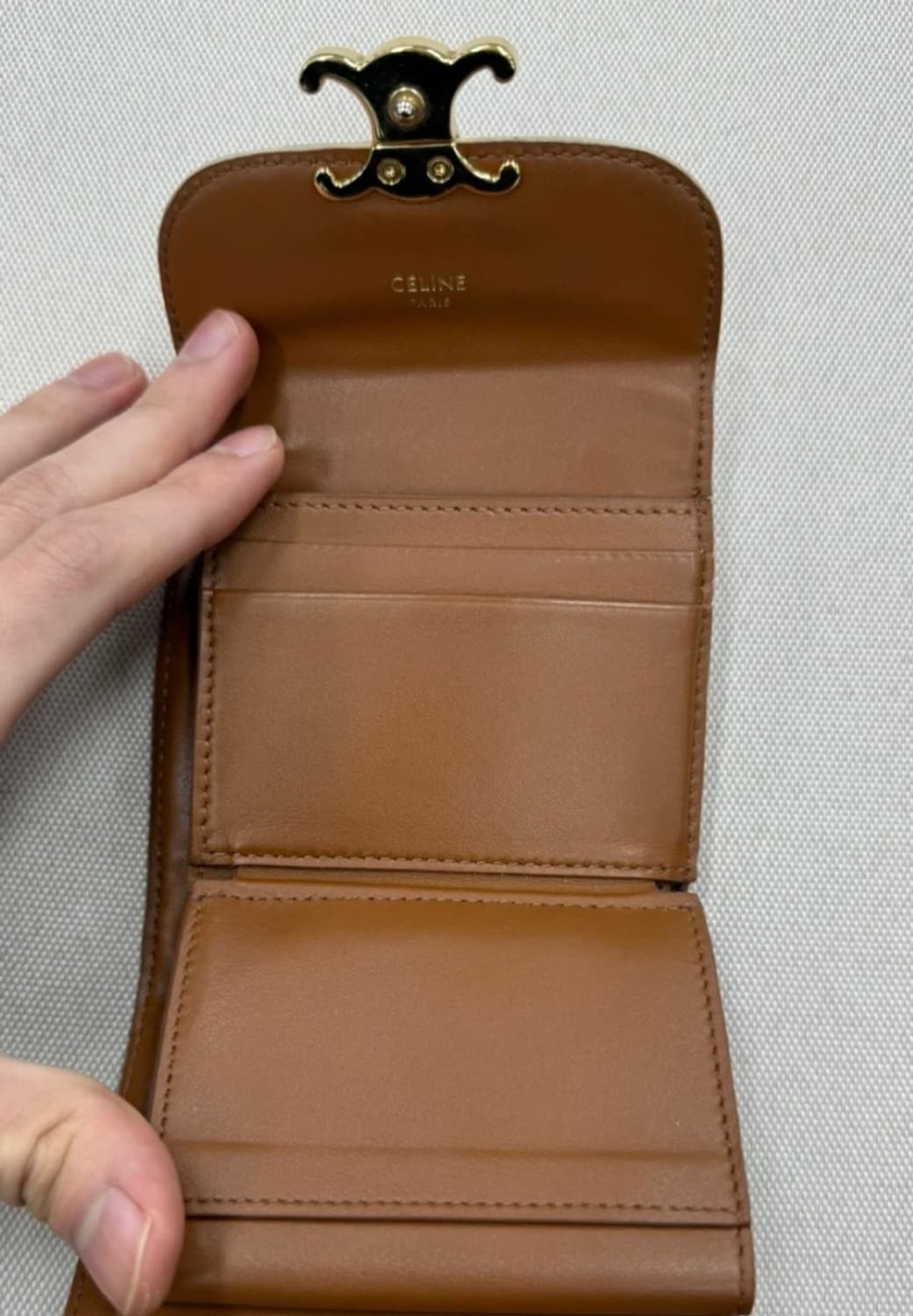 셀린느 스몰 월렛 트리옹프 반지갑 상품이미지5