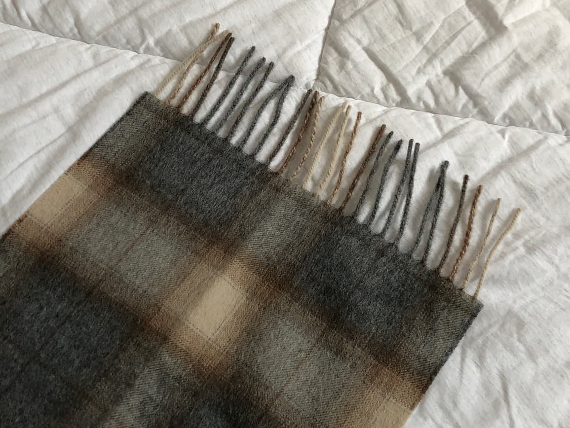 쿠어 메리노 울 옴브레 체크 머플러 상품이미지4