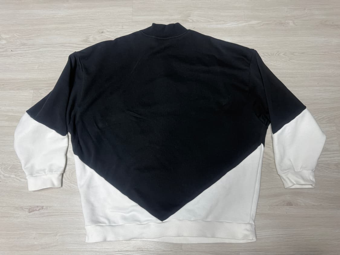 [XL] 아디다스 우먼스 콜로라도 1/2 집 탑 블랙 앤 화이트 상품이미지4