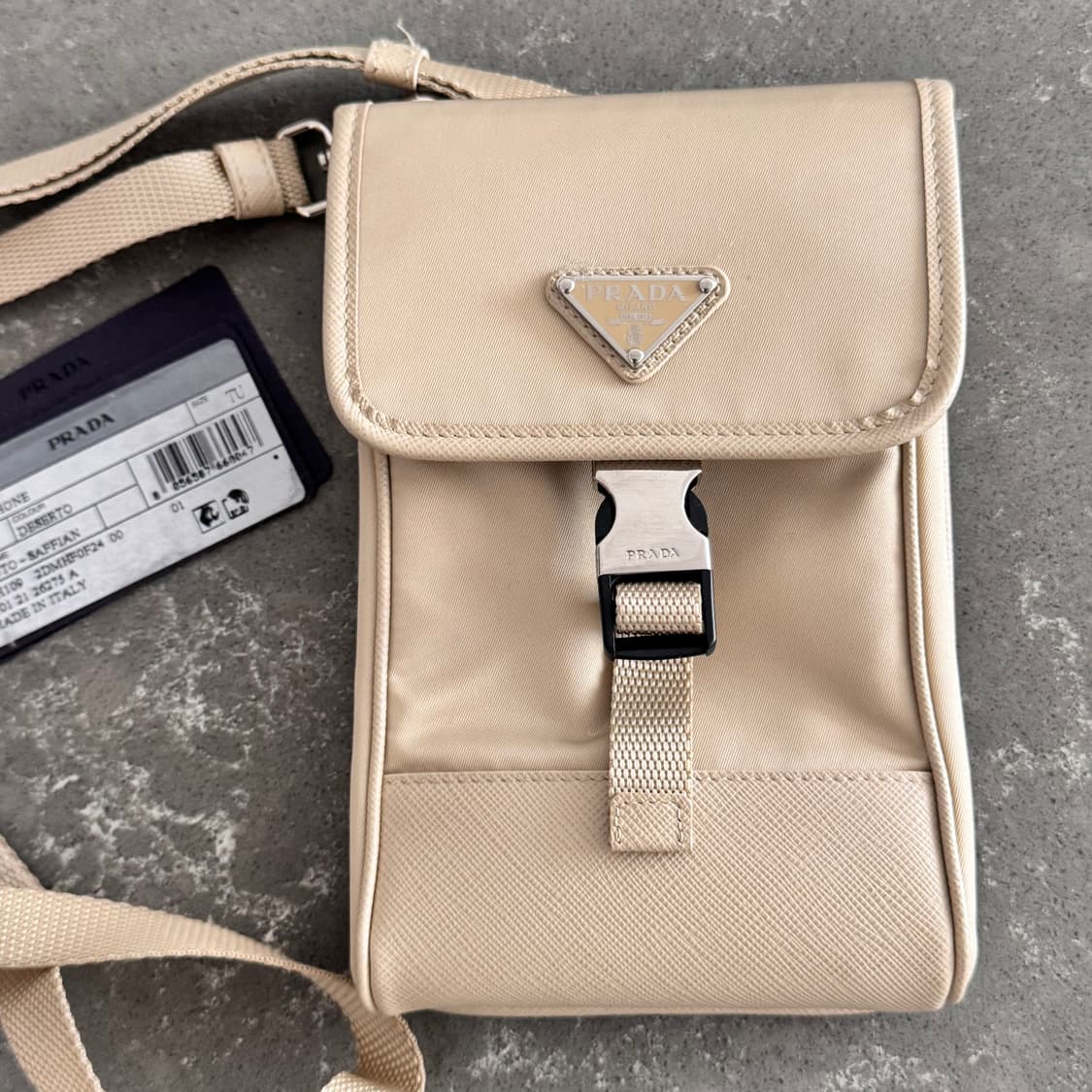 프라다 리나일론 스마트폰 백 상품이미지3