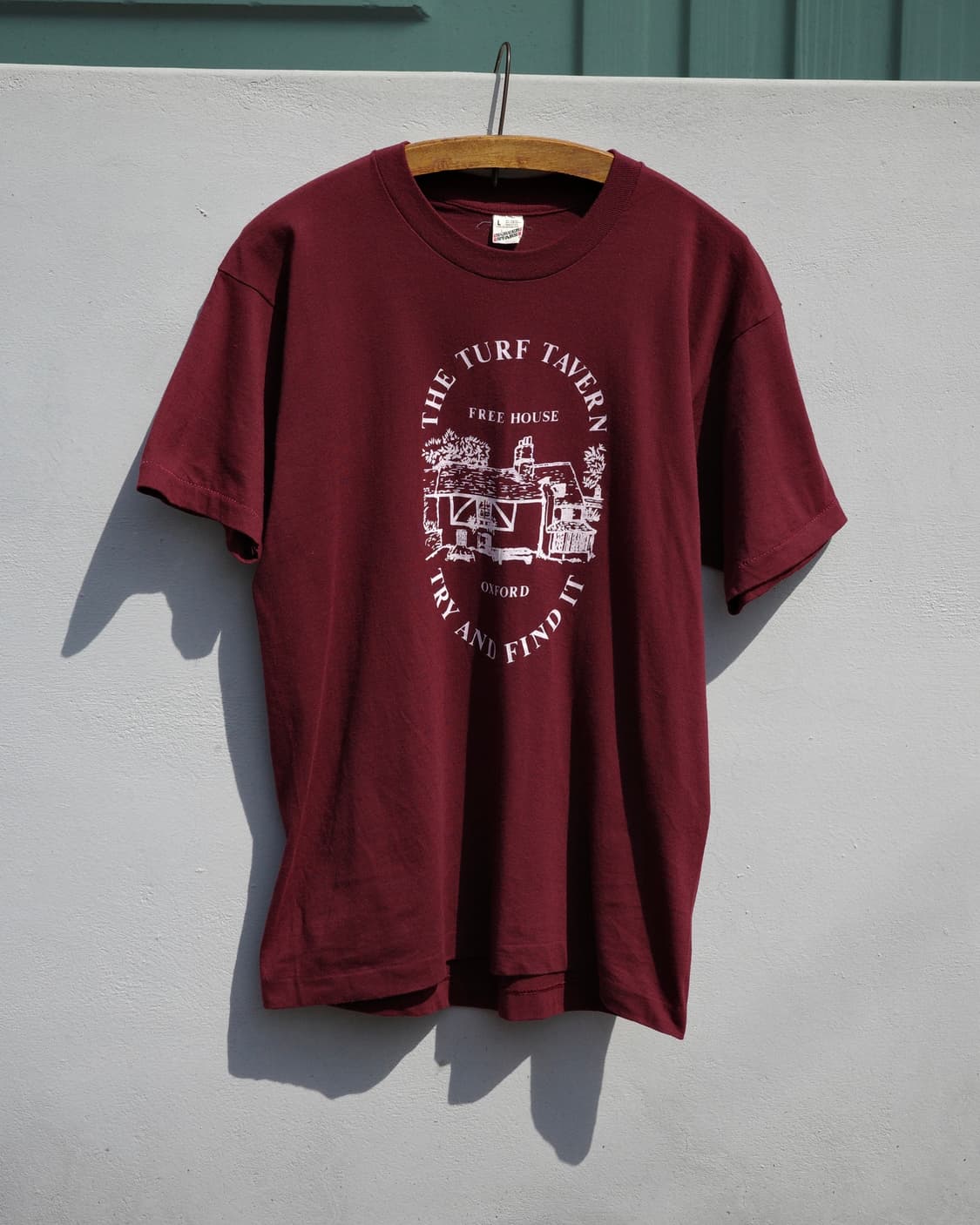 80s The Turf Tavern 펍 티셔츠 상품이미지1