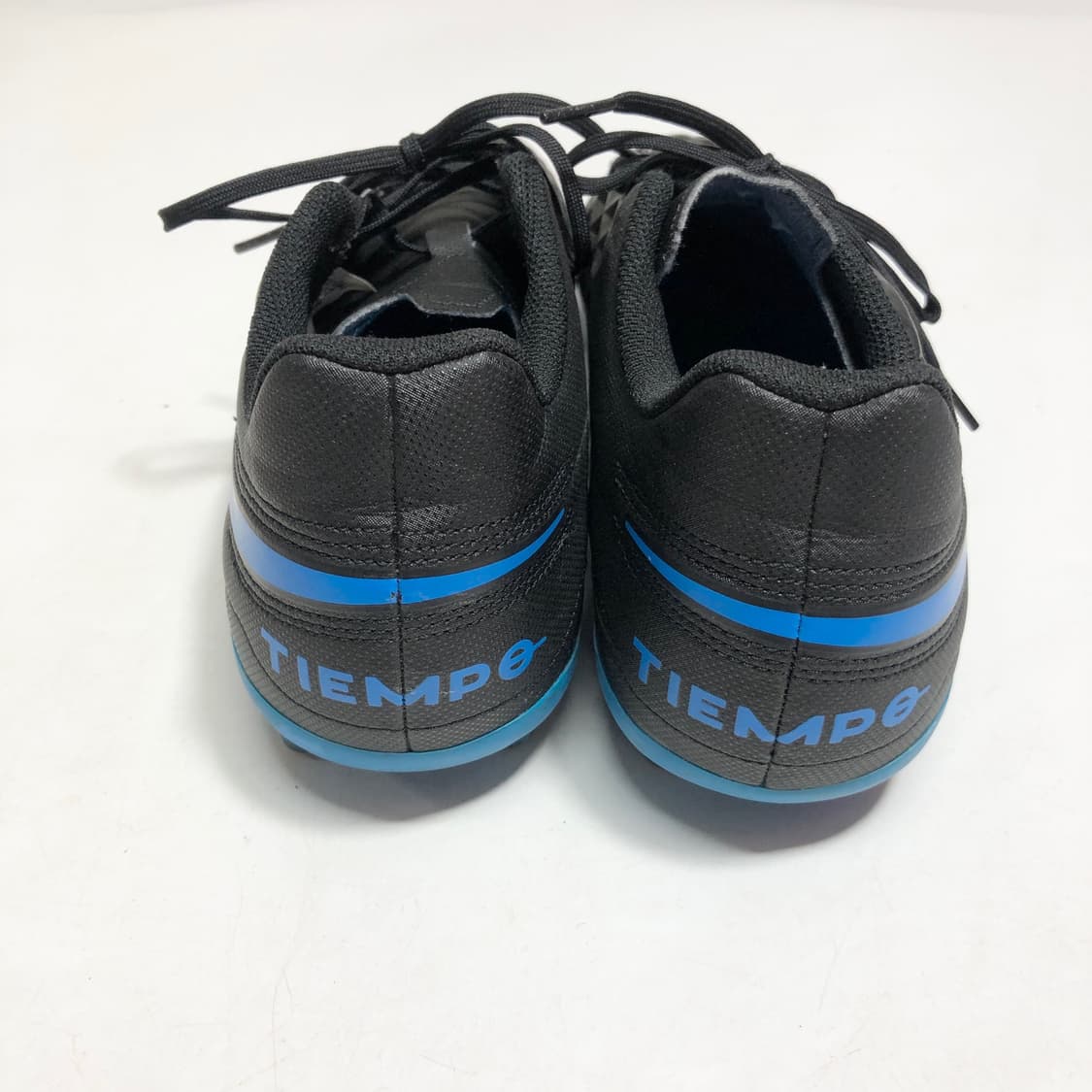나이키 티엠포 레전드8 클럽 축구화 270 상품이미지5