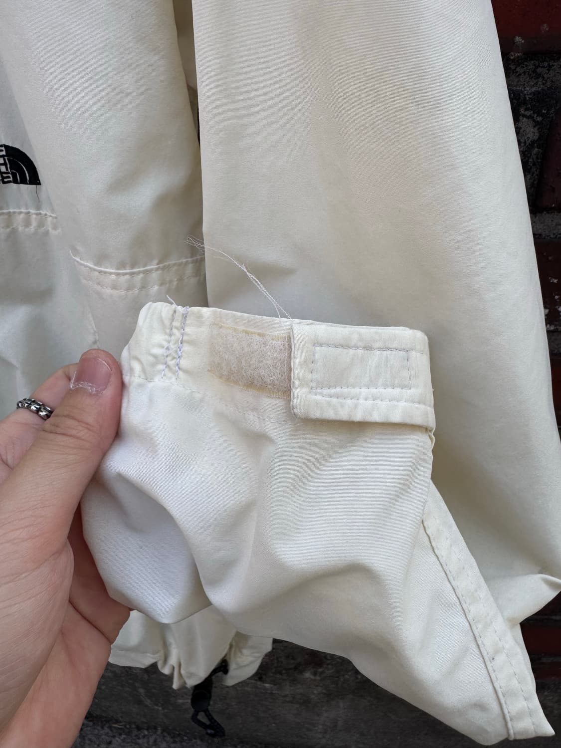 노스페이스 미들로고 나일론 컴팩트 바람막이  상품이미지7