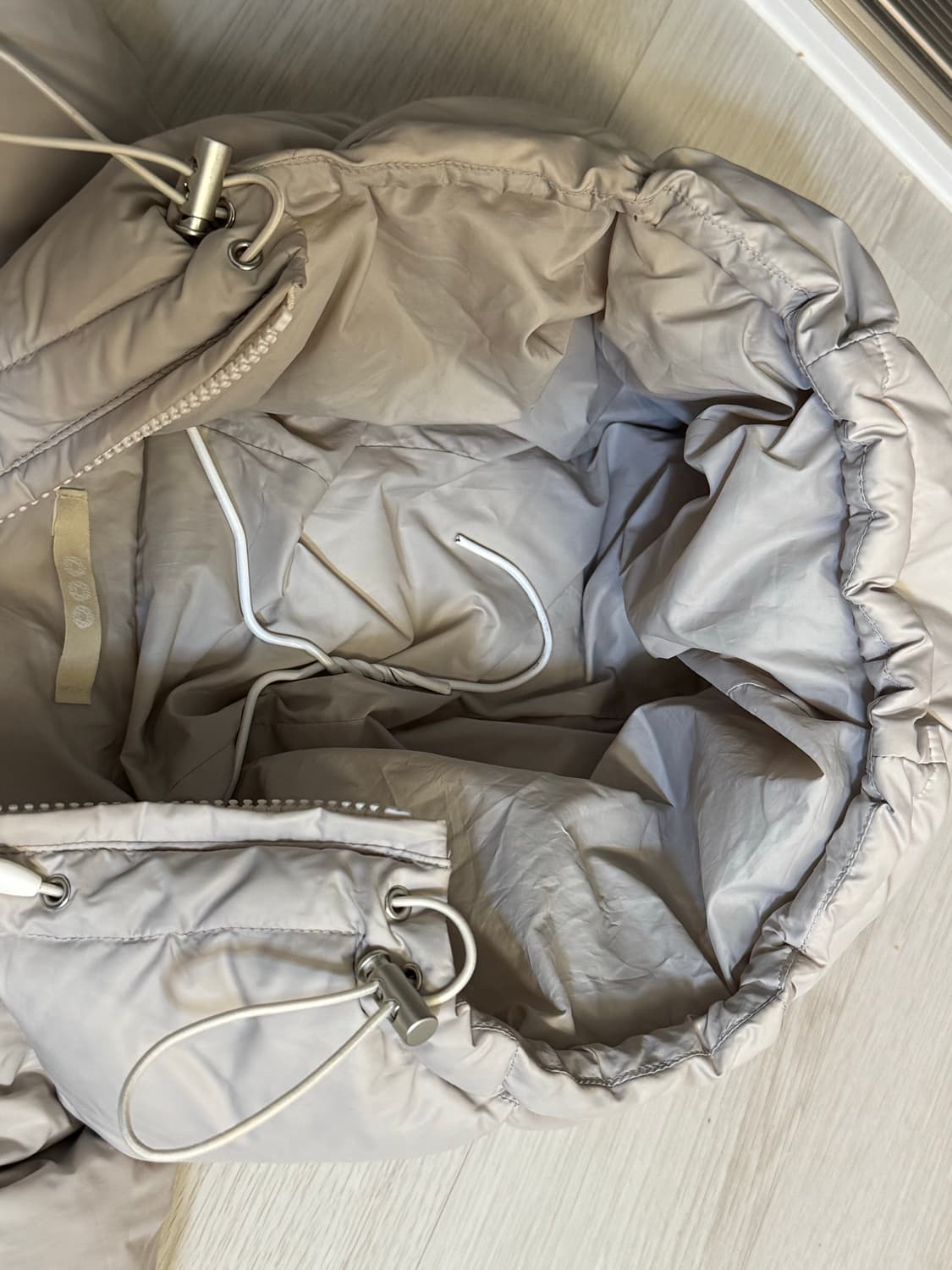 999휴머니티 구스다운 상품이미지3