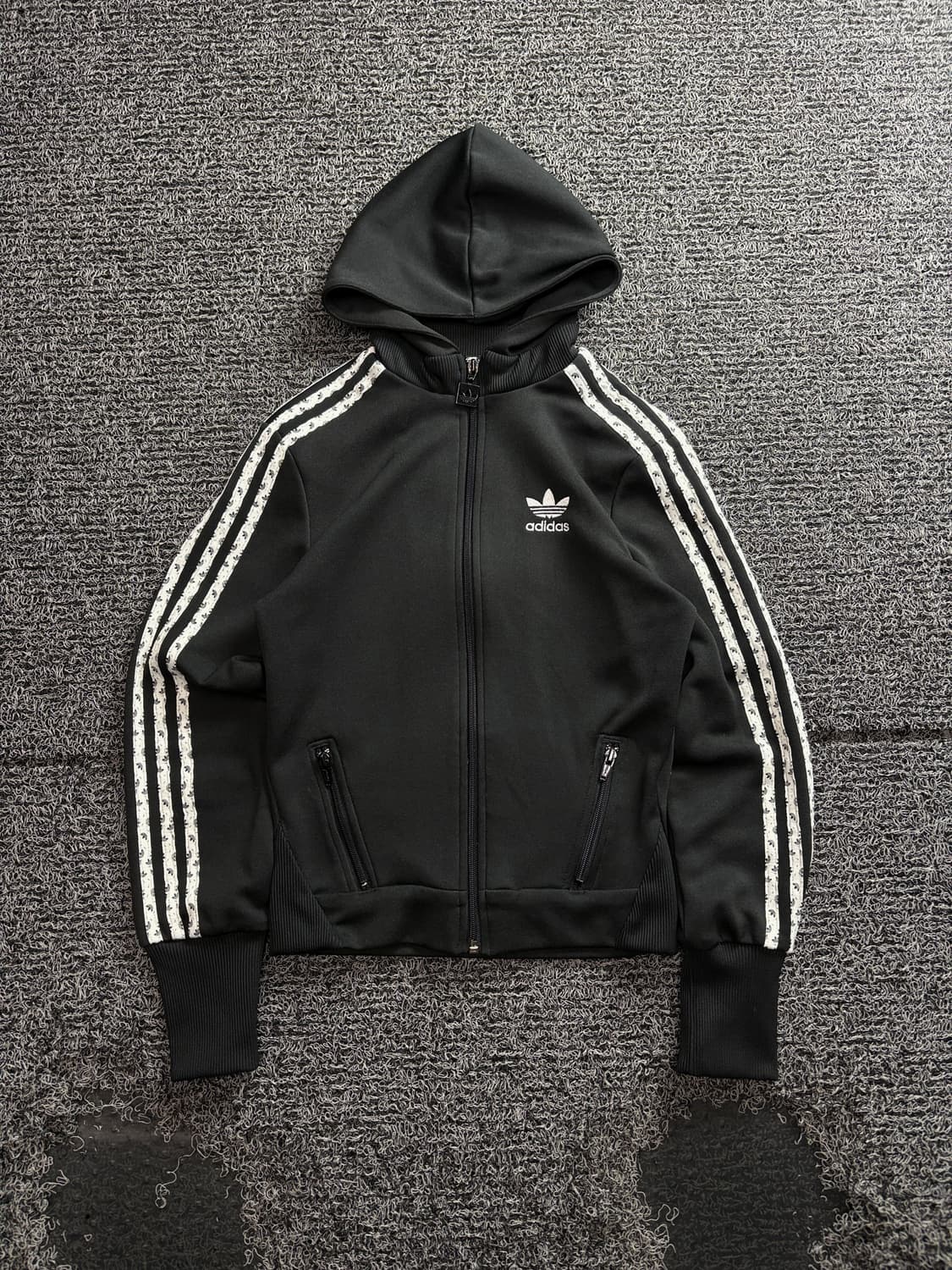 아디다스 트레포일 블랙 크롭 후디 집업 4202 상품이미지2