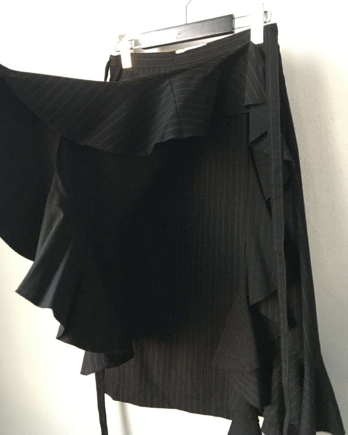 Jw Anderson Uniqlo ruffle skirt 상품이미지2