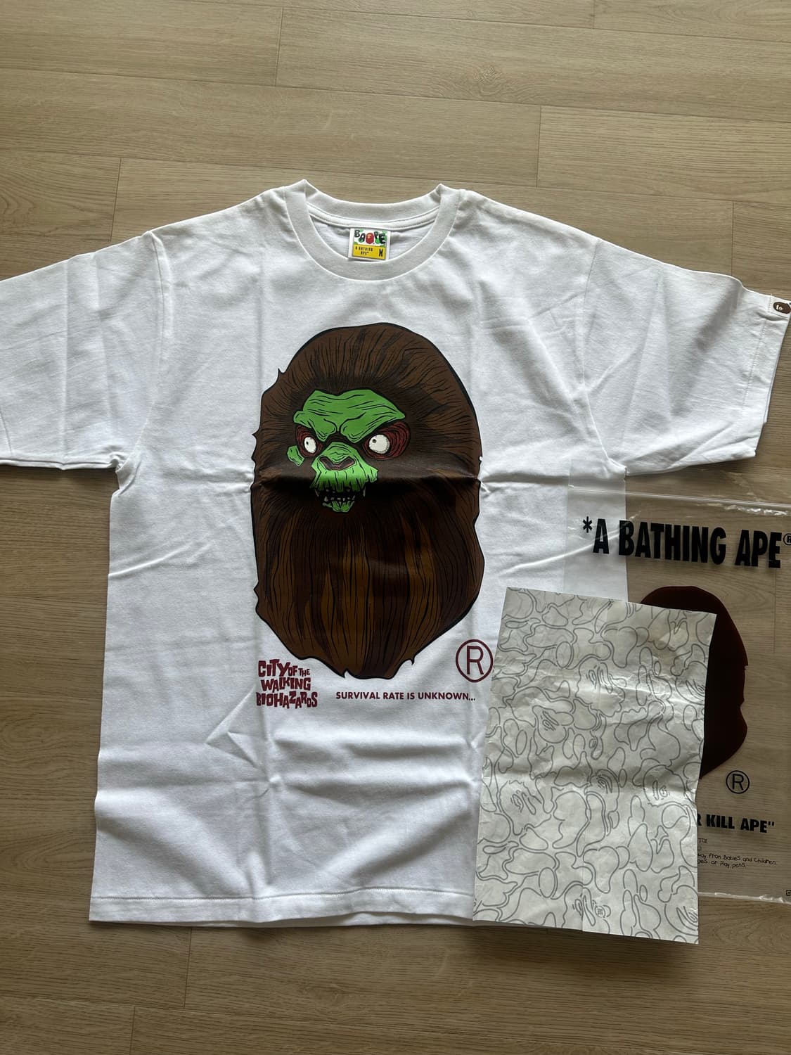 새상품 베이프 호러 매드 페이스 티셔츠 M 상품이미지1