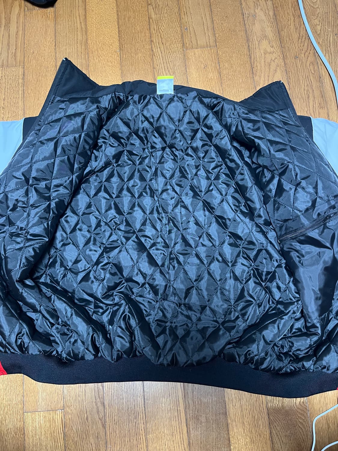 F1 페라리 자켓 m사이즈 상품이미지3