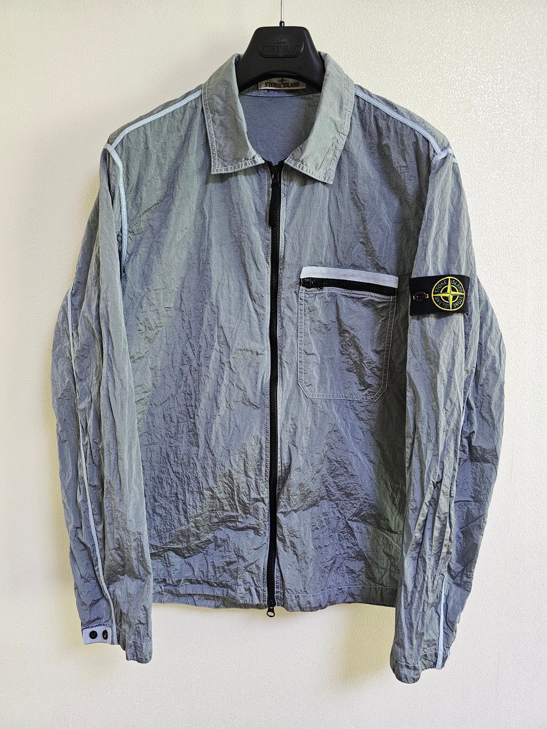 스톤아일랜드 나일론 메탈 오버셔츠 24SS 상품이미지1