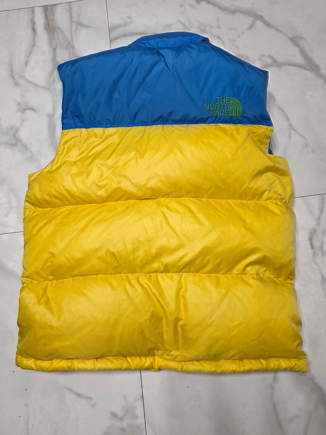 노스페이스 700 다운 베스트입니다.
 상품이미지2