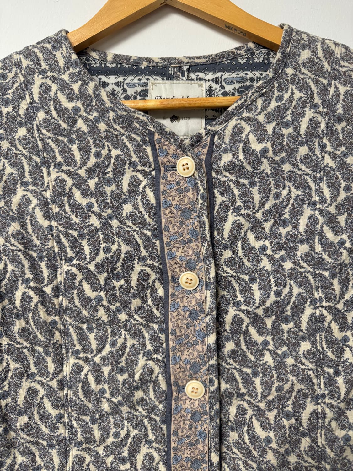 써스데이아일랜드 페이즐리 패턴 노카라 퀄팅 자켓 S 상품이미지2