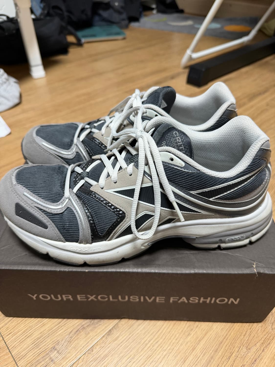 리복 크리틱 프리미어 로드 플러스 6 그레이 270 상품이미지5